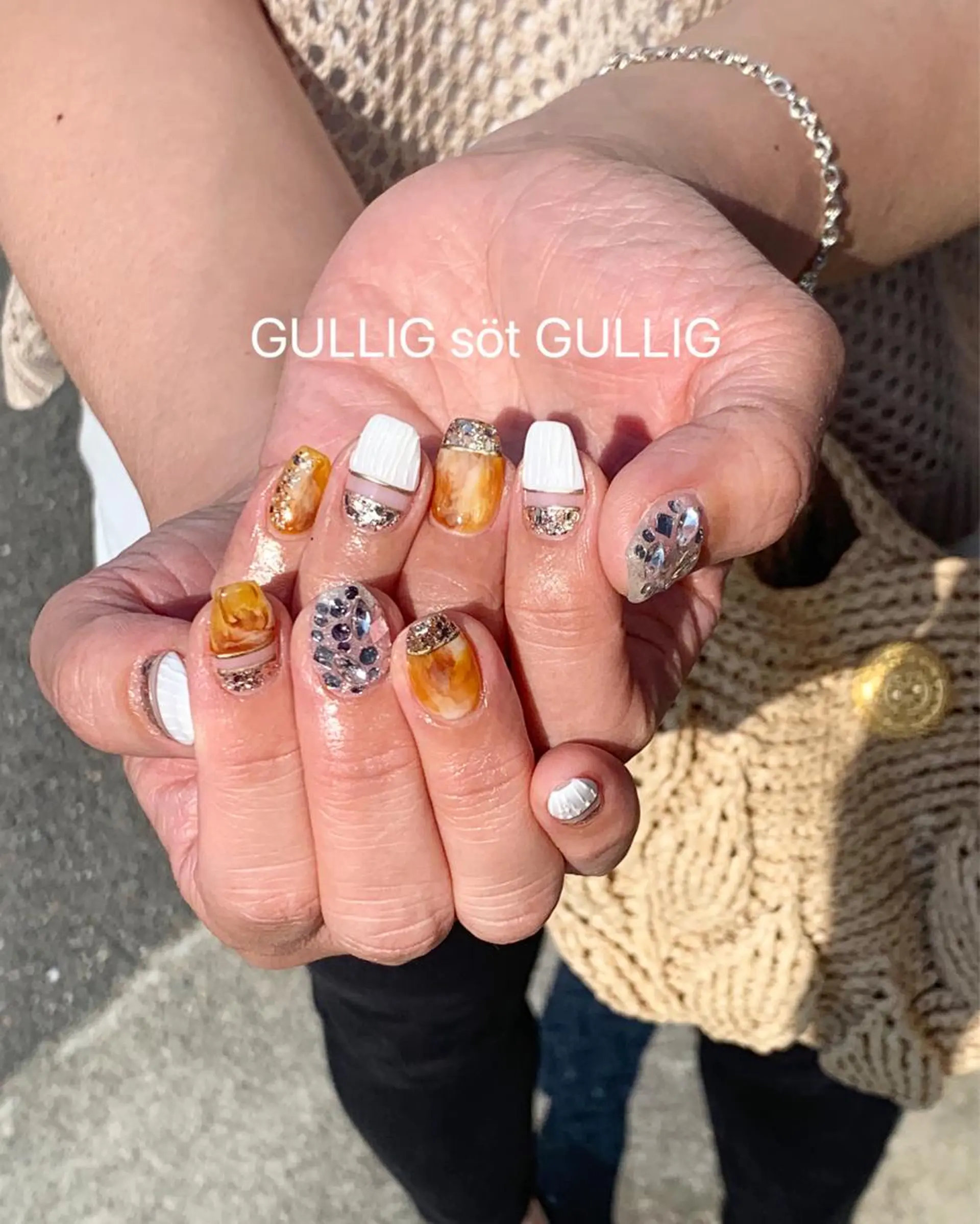 ネイル GULLIG söt GULLIGのネイルデザイン