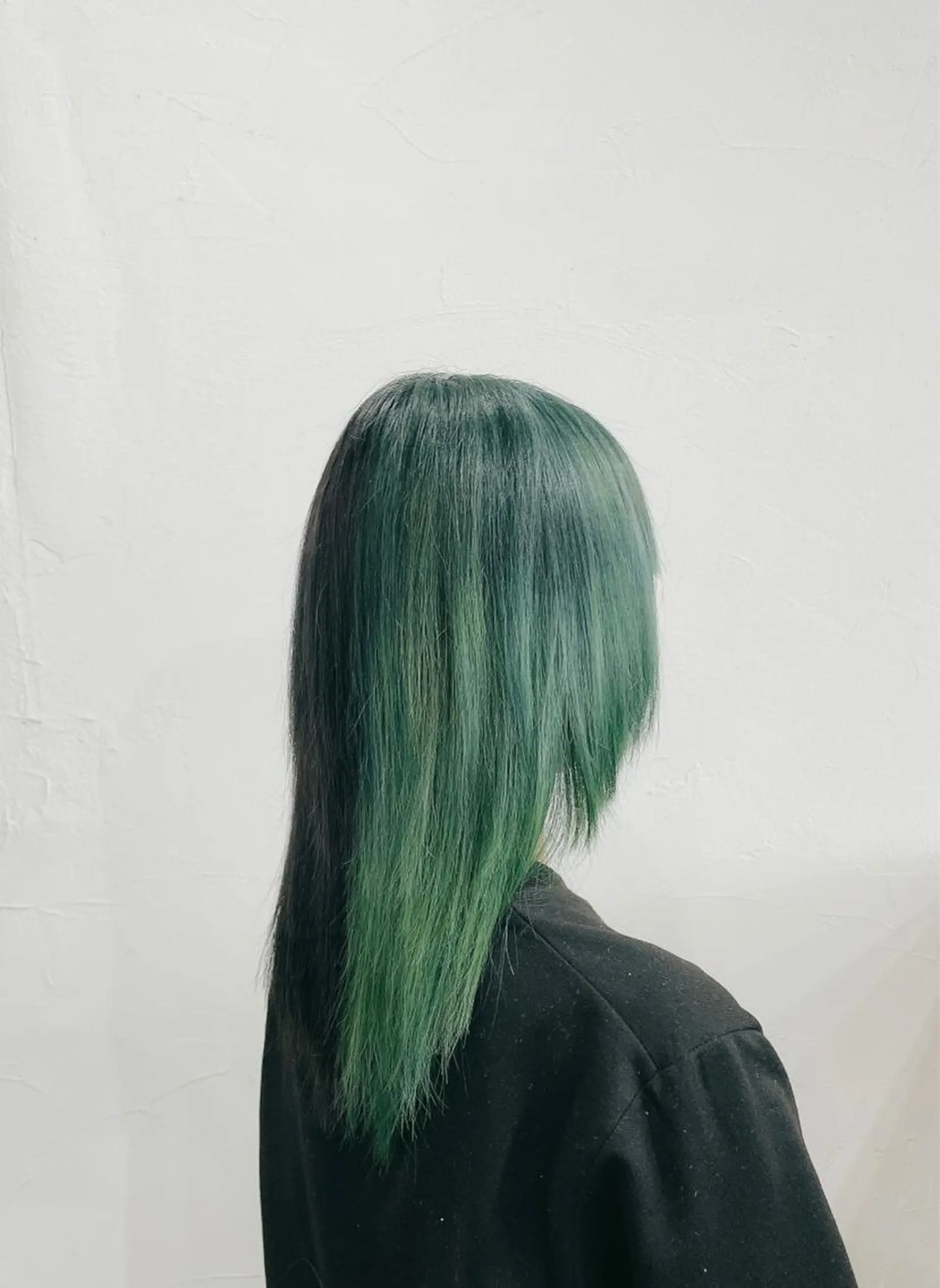 セミロング カラー ヘアカラー かんばら りょーいのヘアスタイル