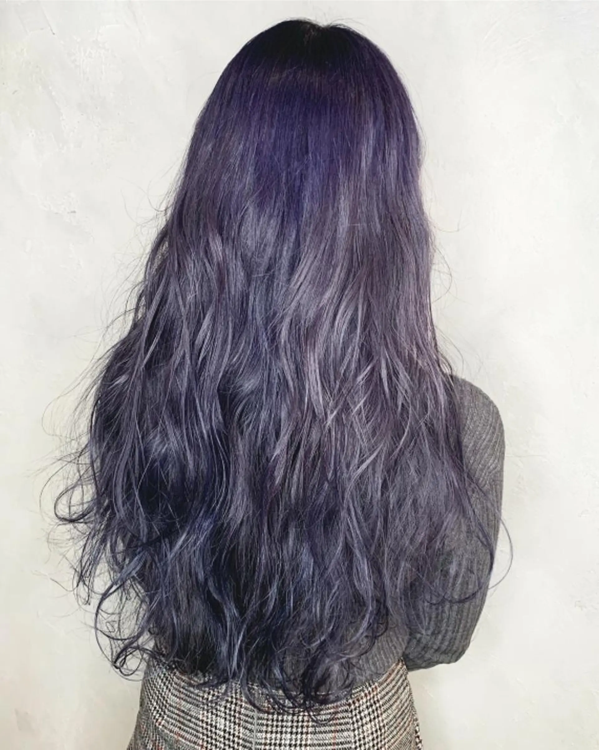 カラー ロング アディクシーカラー アッシュ 黒髪 ブルーカラー ブルーアッシュ カット ヘアカラー N° aria 三軒茶屋のヘアスタイル