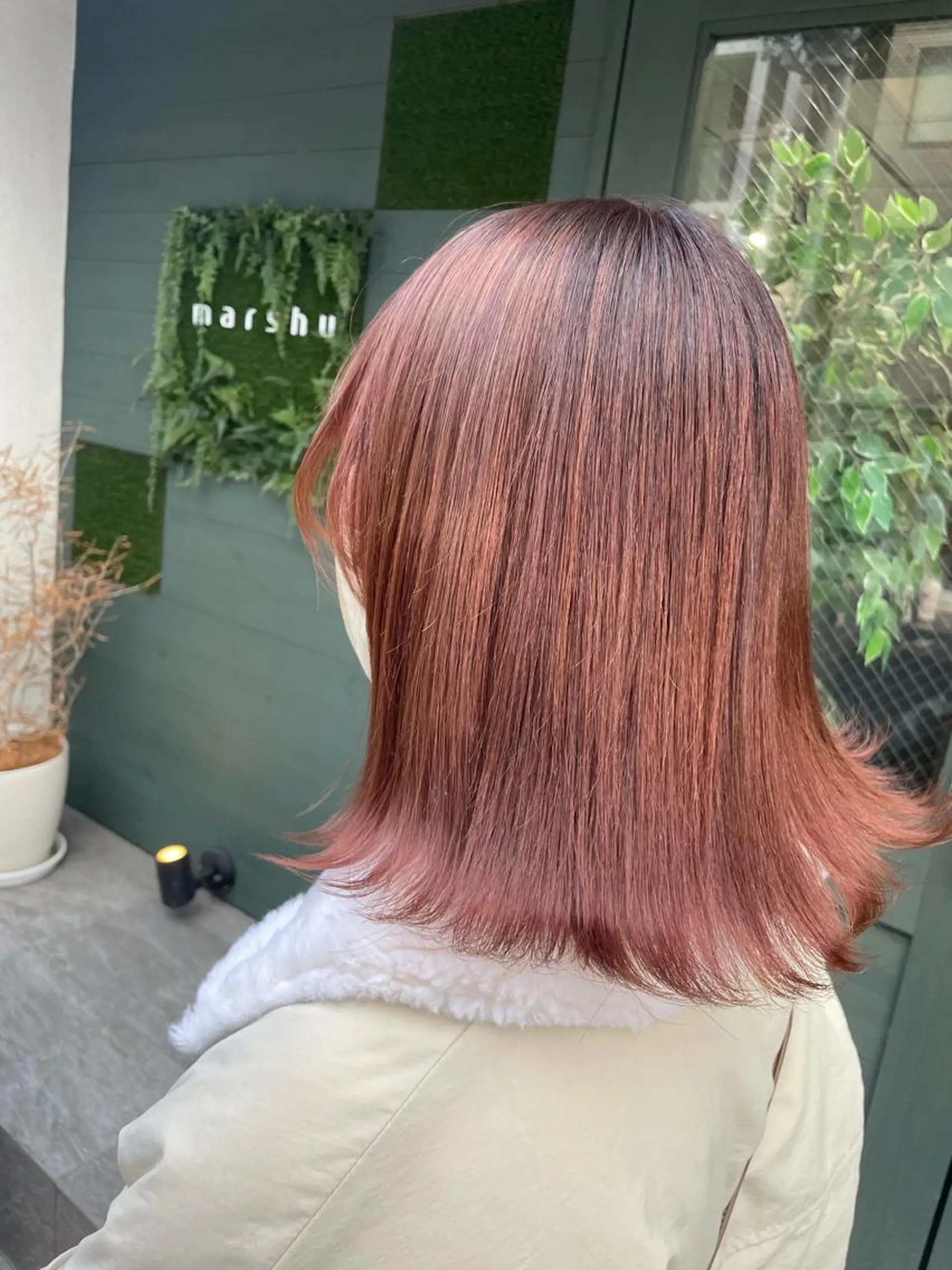 ミディアム カラー カット ヘアカラー 石川 聖奈のヘアスタイル