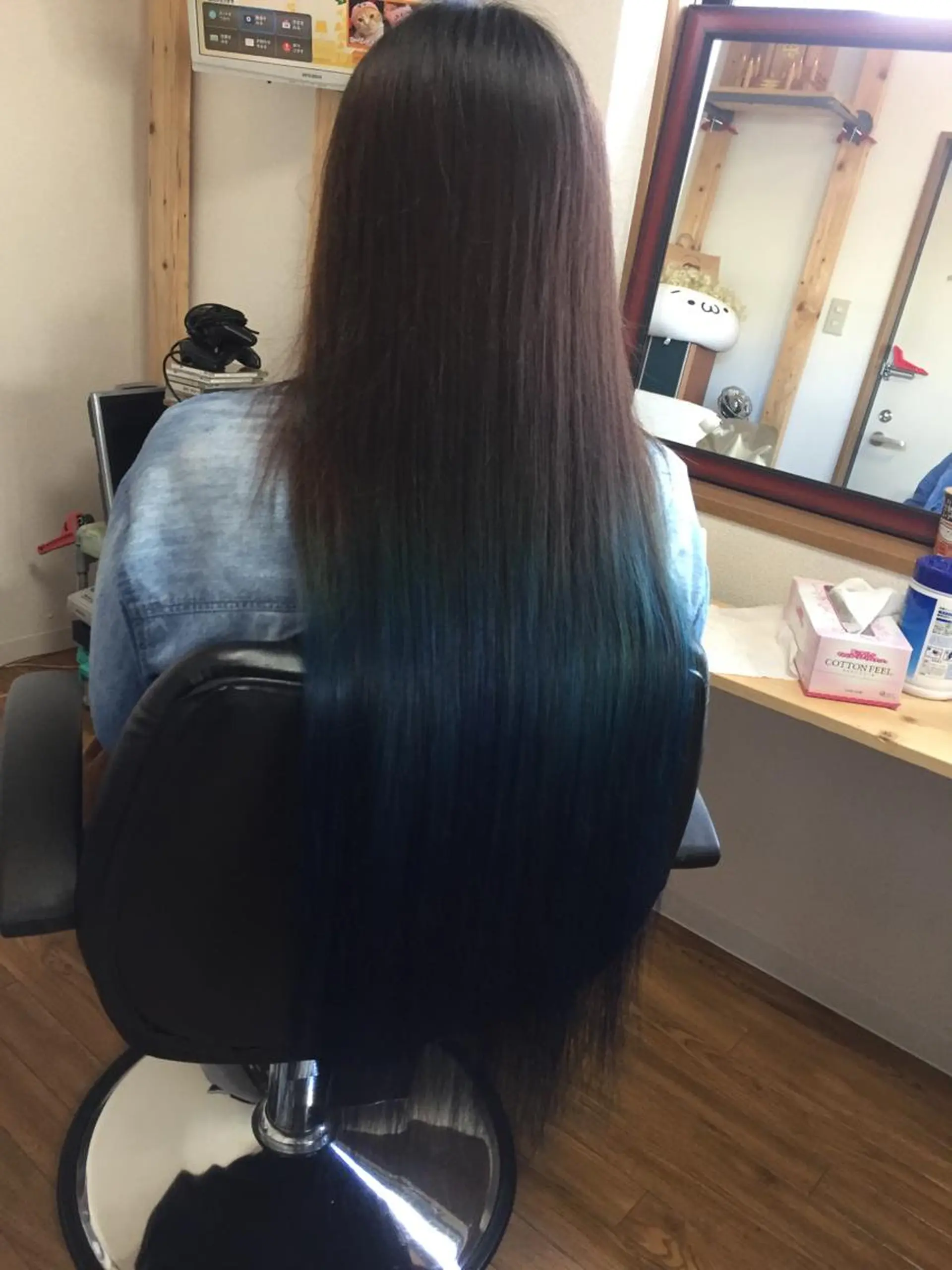 ロング カラー じょん 。のヘアスタイル