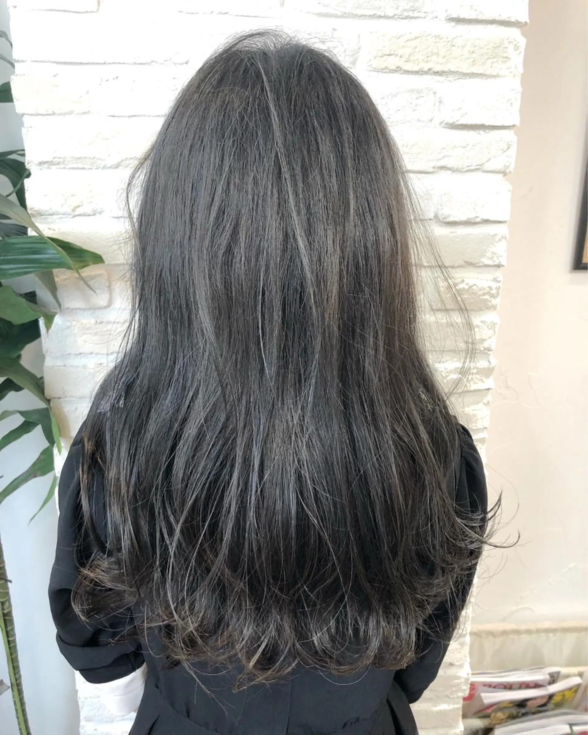 ロング カラー ヘアアレンジ アッシュ ハイライトカラー ハイライト ヘアカラー トリートメント 遠藤 拓馬のヘアスタイル