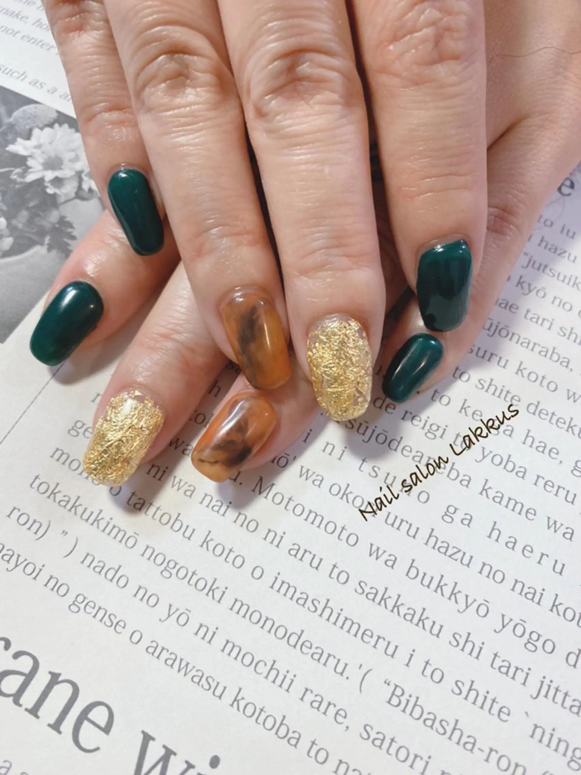 ネイル Lakkus T－CHIのネイルデザイン