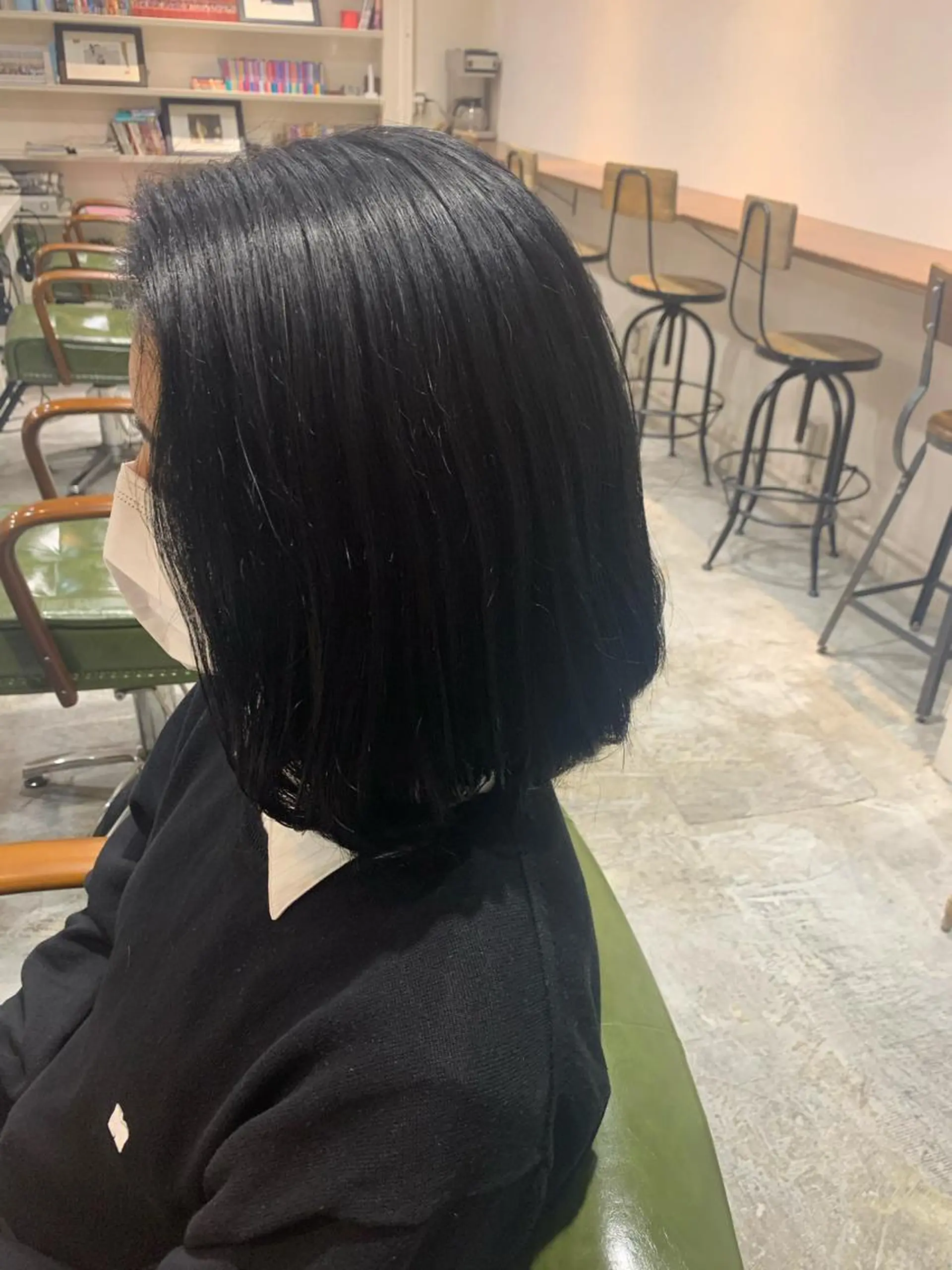 ショート カラー ヘアアレンジ 黒髪 ブルーカラー ブルーブラック ヘアカラー トリートメント ヘアセット 金子 廉のヘアスタイル