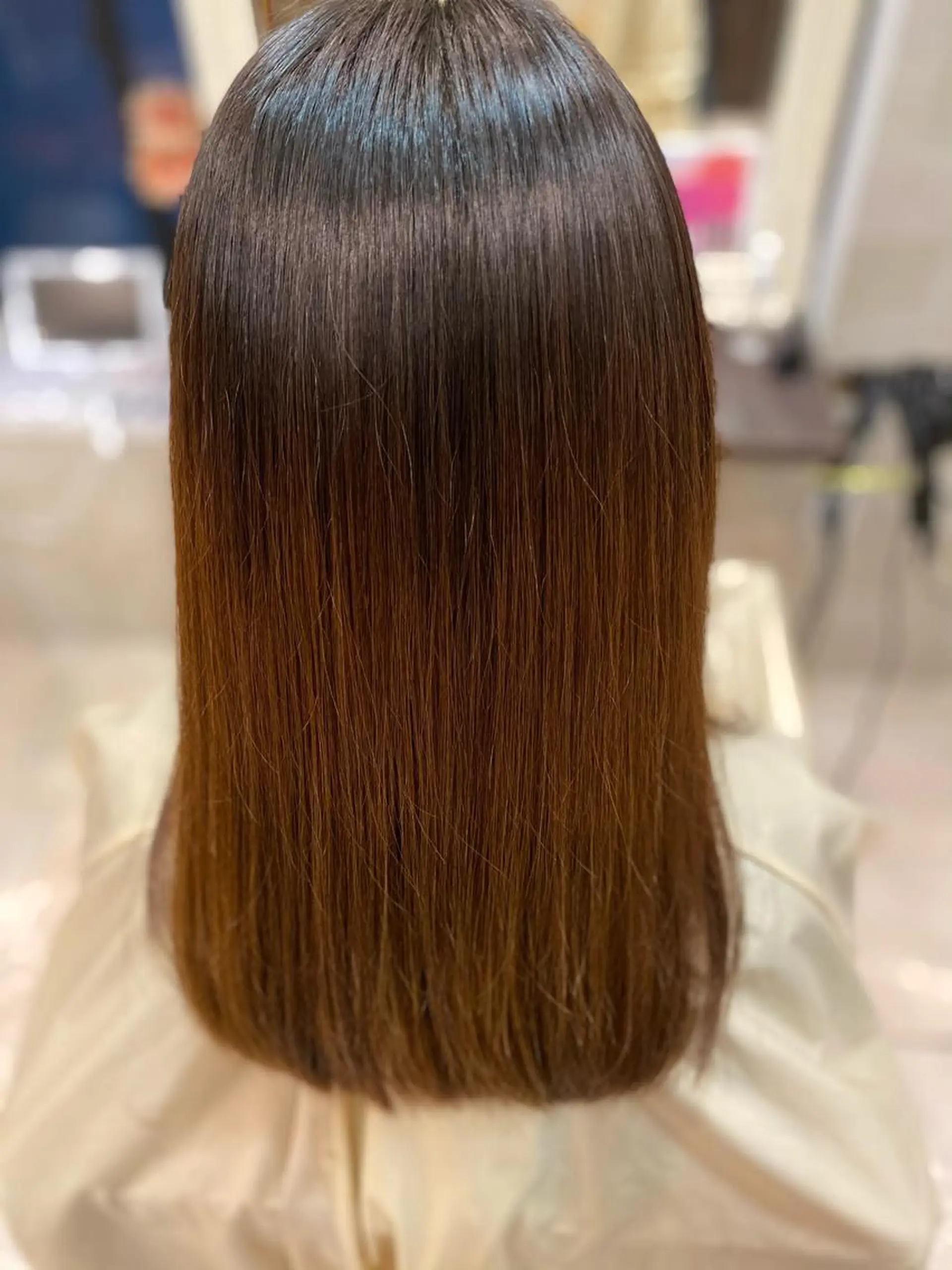 セミロング 縮毛矯正 カラー特化 横川　翔希のヘアスタイル