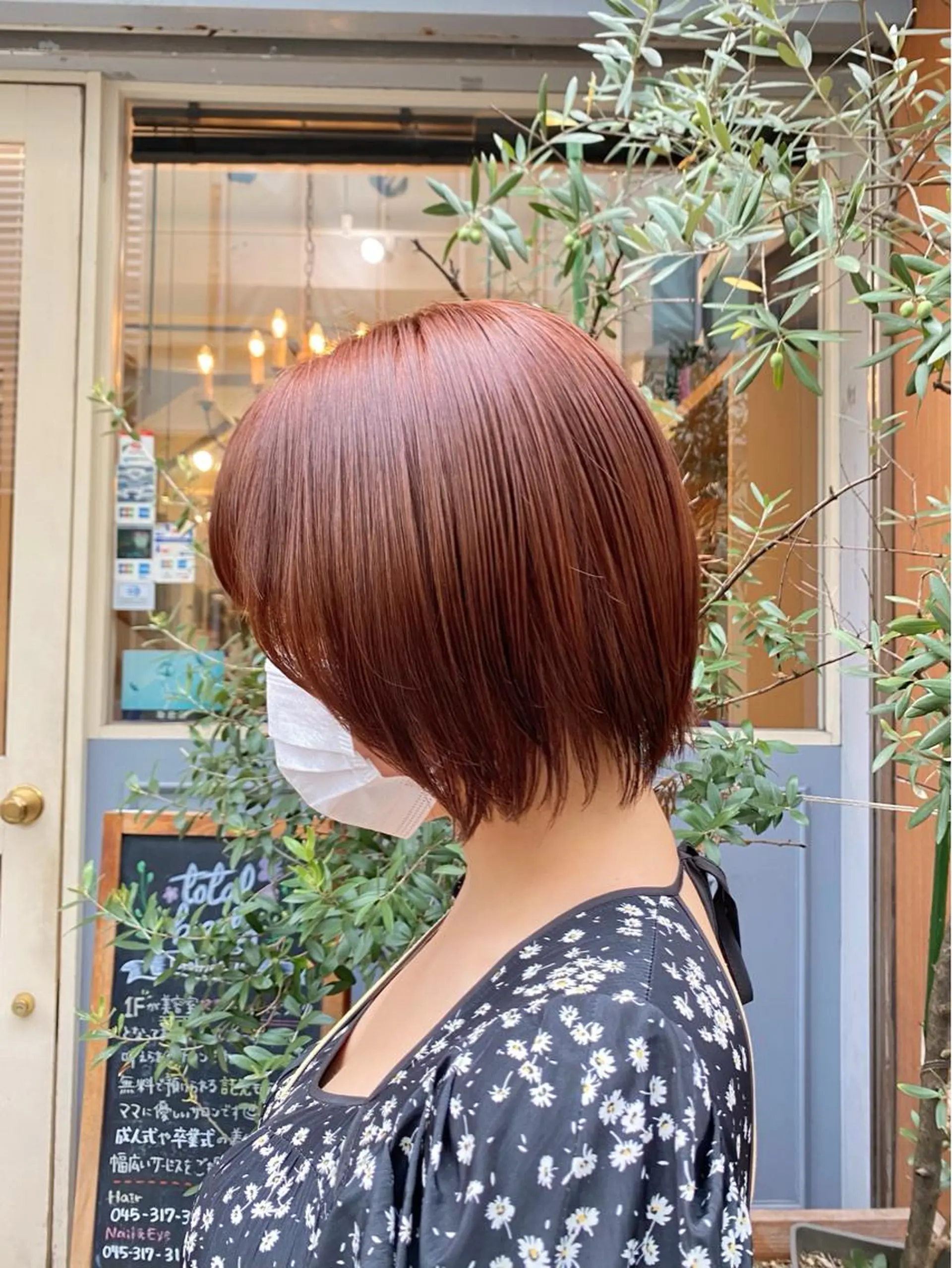 カラー ブリーチ ブリーチなしカラー オレンジ moeka 表参道のヘアスタイル