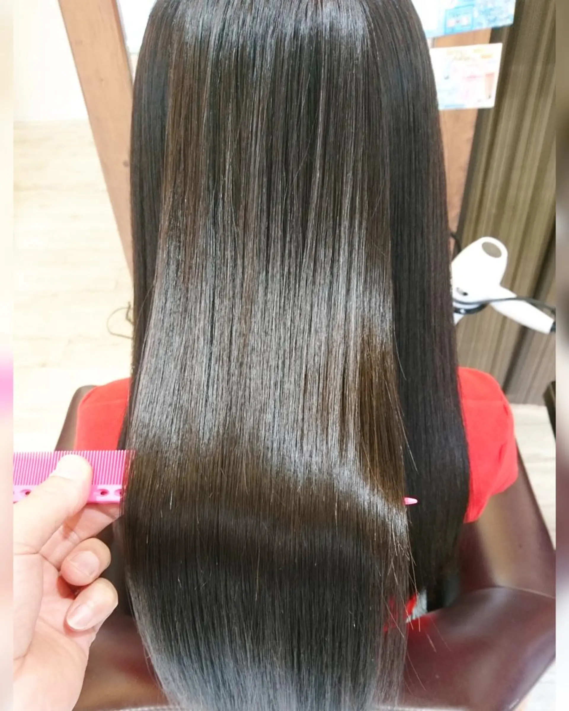 ロング 髪質改善 縮毛矯正 YOCCHI ヘアデザイナーのヘアスタイル