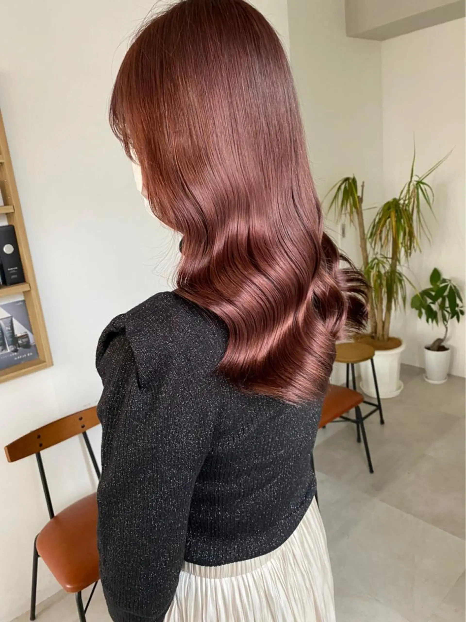 セミロング カラー ハイトーンカラー ピンクカラー 韓国風ヘア ヘアカラー トリートメント FRAME+spa&hair roomなんば駅前店所属・🌸MAYU🌸 ハイトーン➕レイヤーのヘアスタイル