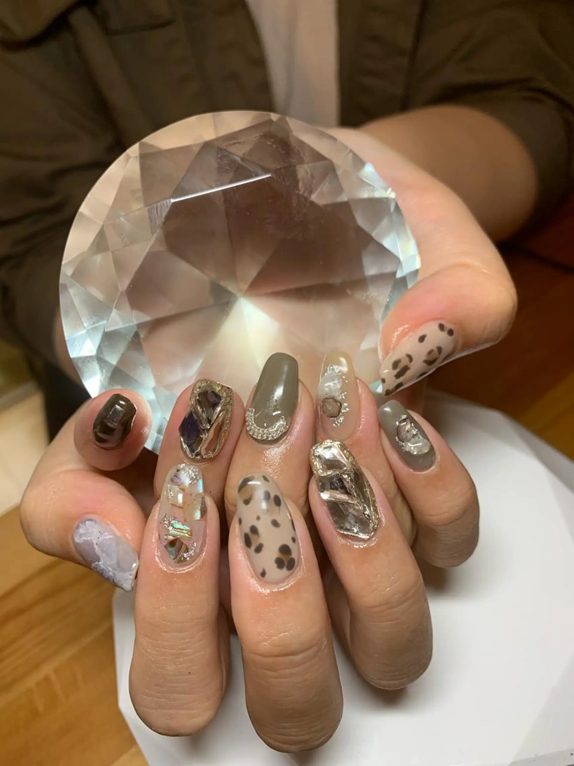 ネイル LAVISH nail salonのネイルデザイン