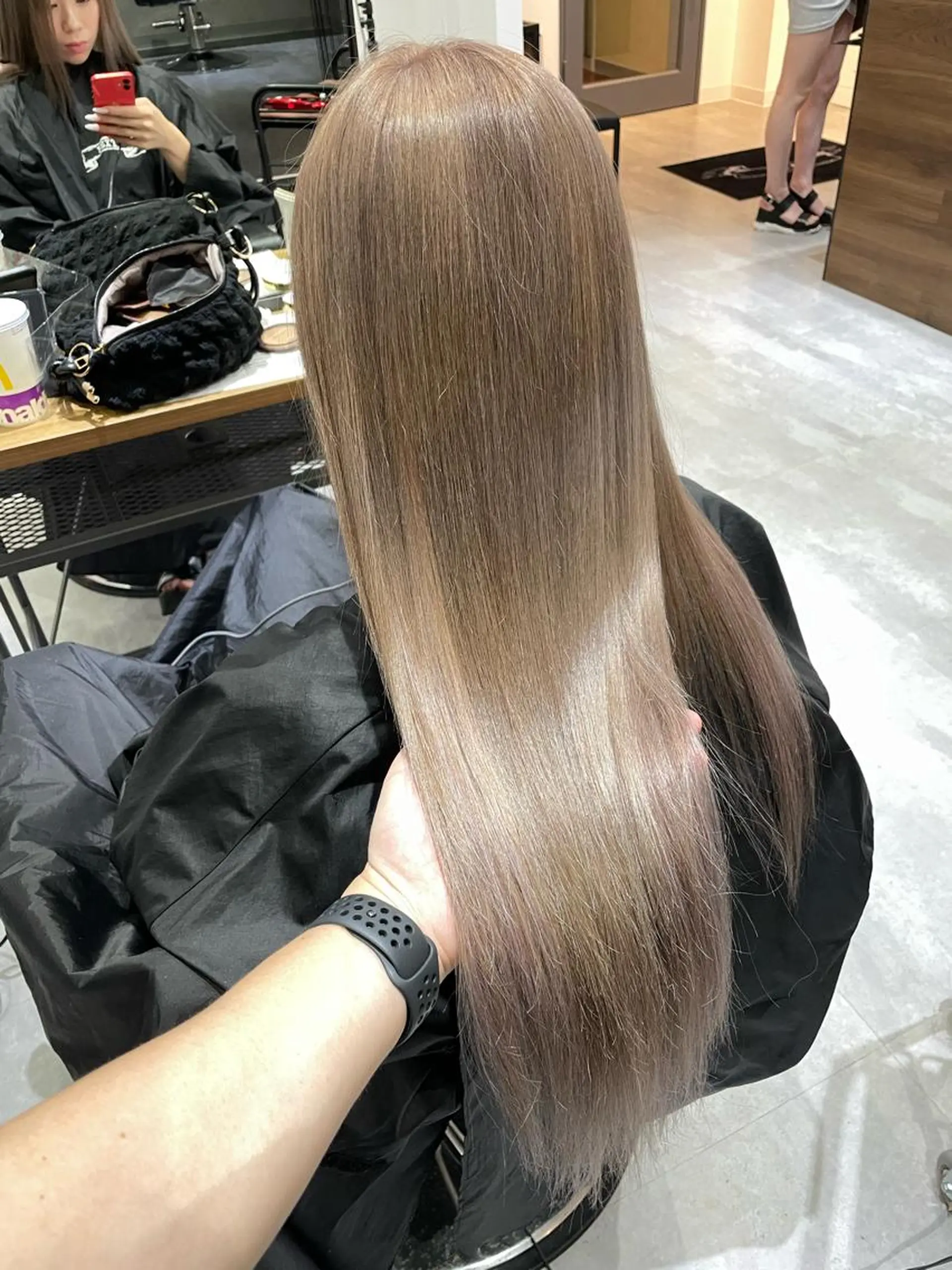 ロング カラー シールエクステ ベージュカラー ブリーチ ブロンド ブロンドベージュ ヘアカラー トリートメント エクステ KEISUKE🐶 ブリーチ/エクステのヘアスタイル