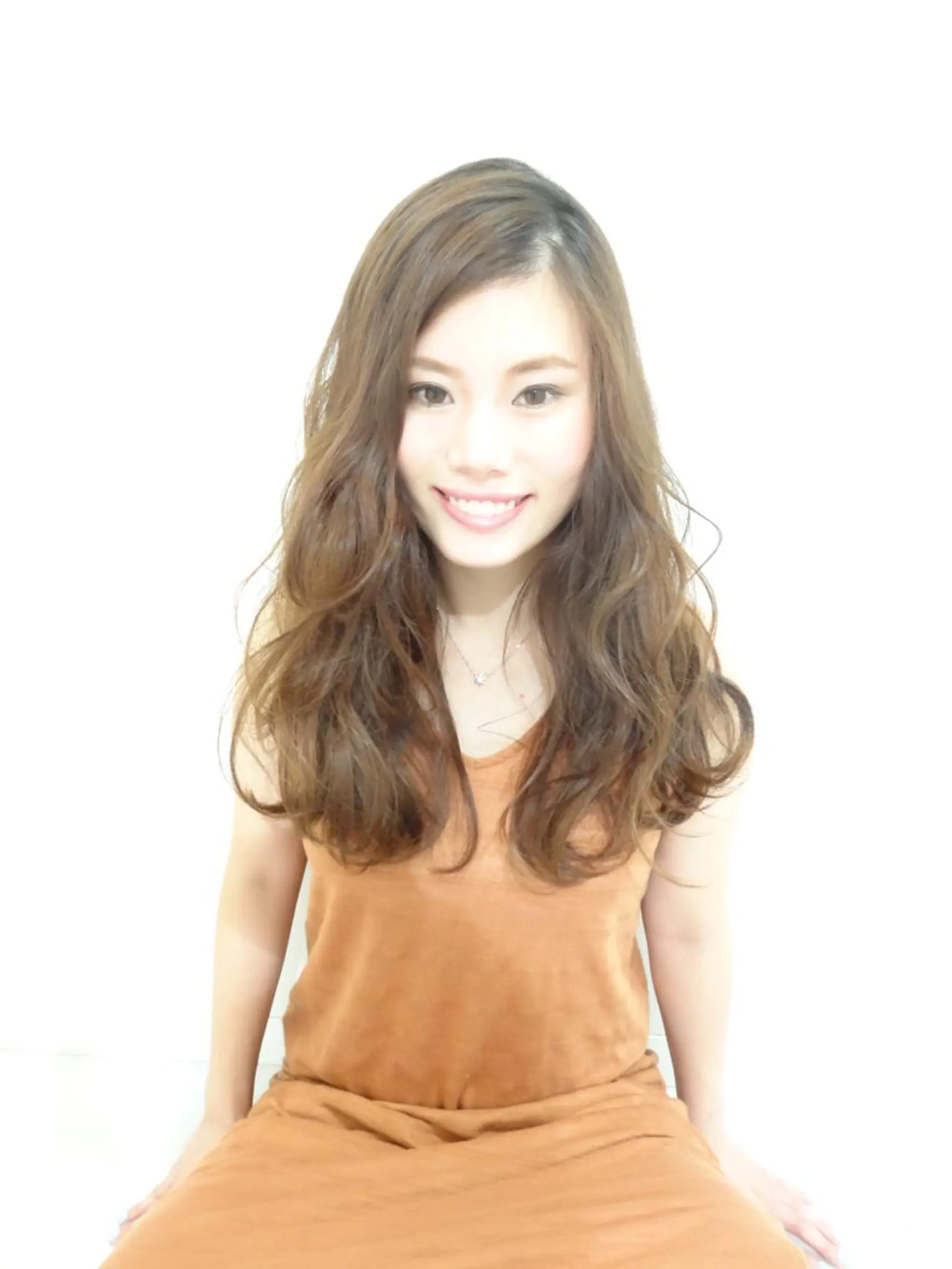 _WHITE高槻所属・_WHITE高槻店 yusukeのヘアスタイル