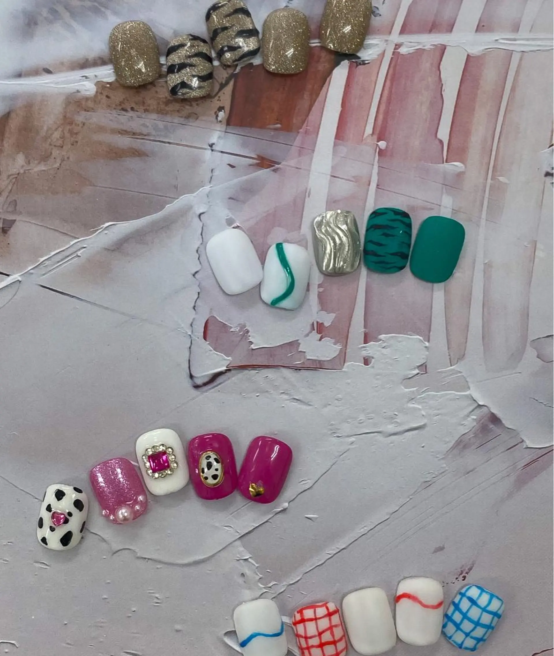 ネイル IN MENE所属・IN MENEのネイルデザイン