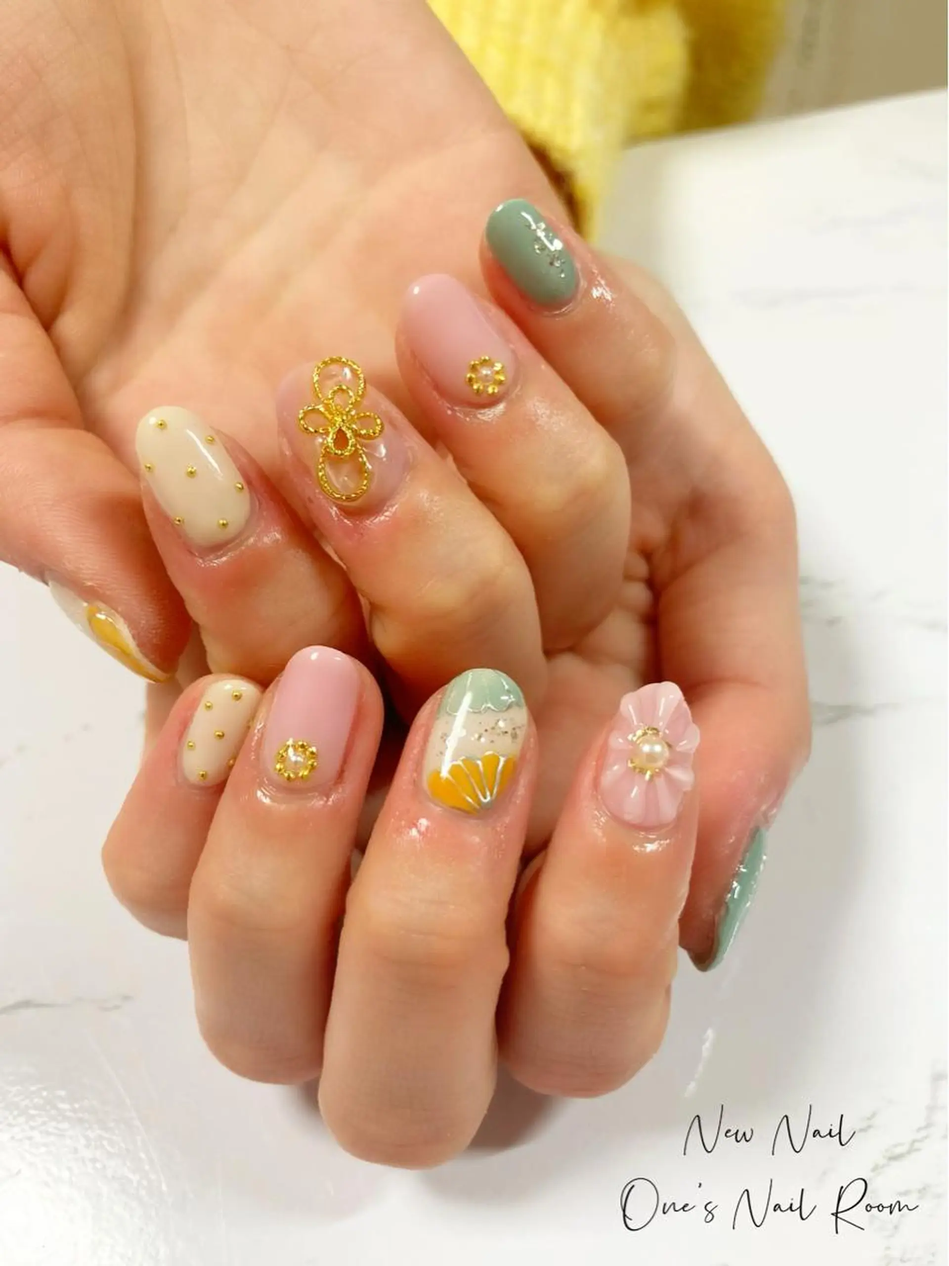 ネイル ハンドネイル One's Nail Roomのネイルデザイン
