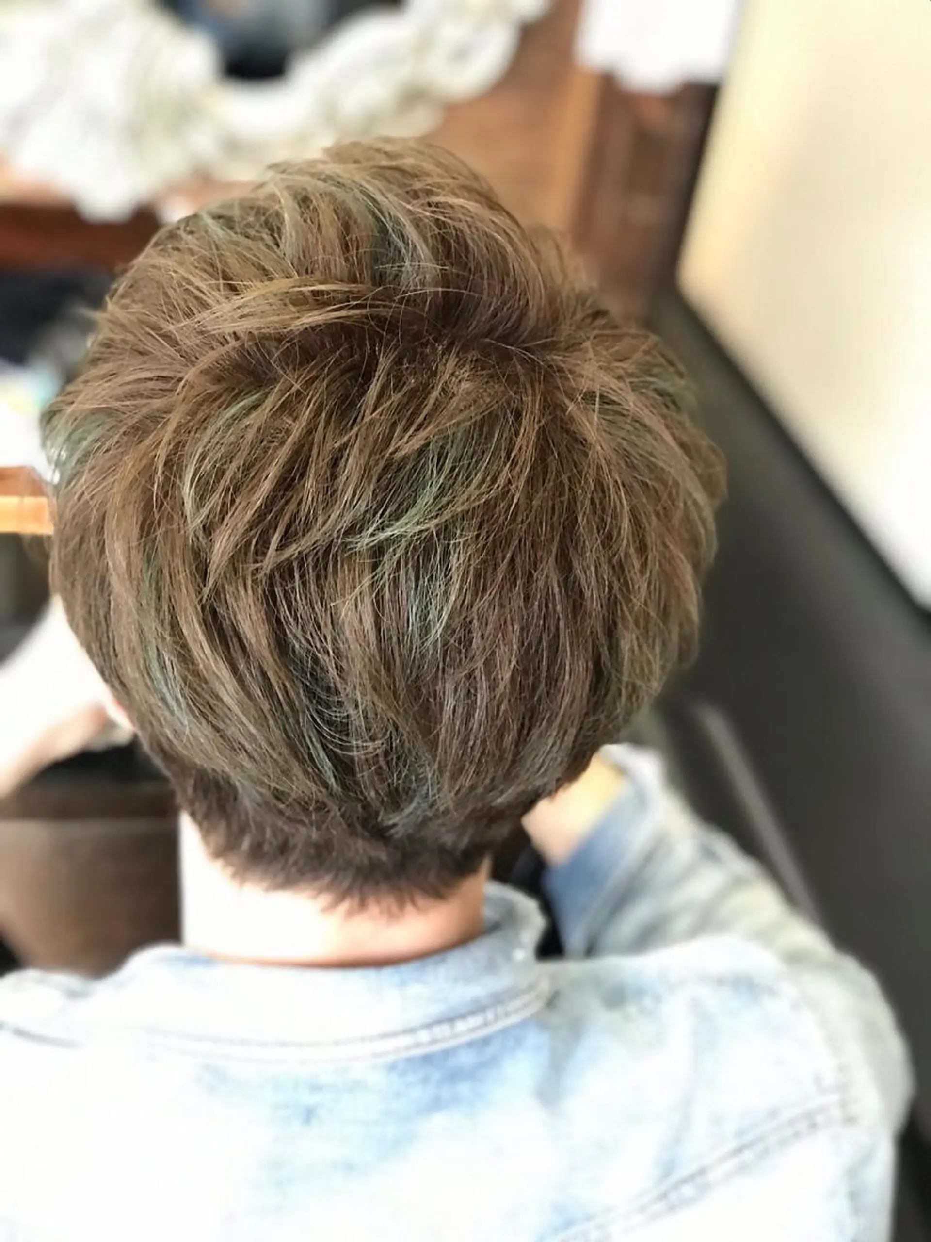 ショート カラー メンズ メンズハイライト ハイライトカラー ハイライト ヌーベルヴァーグ所属・大野 桃果🐸のヘアスタイル