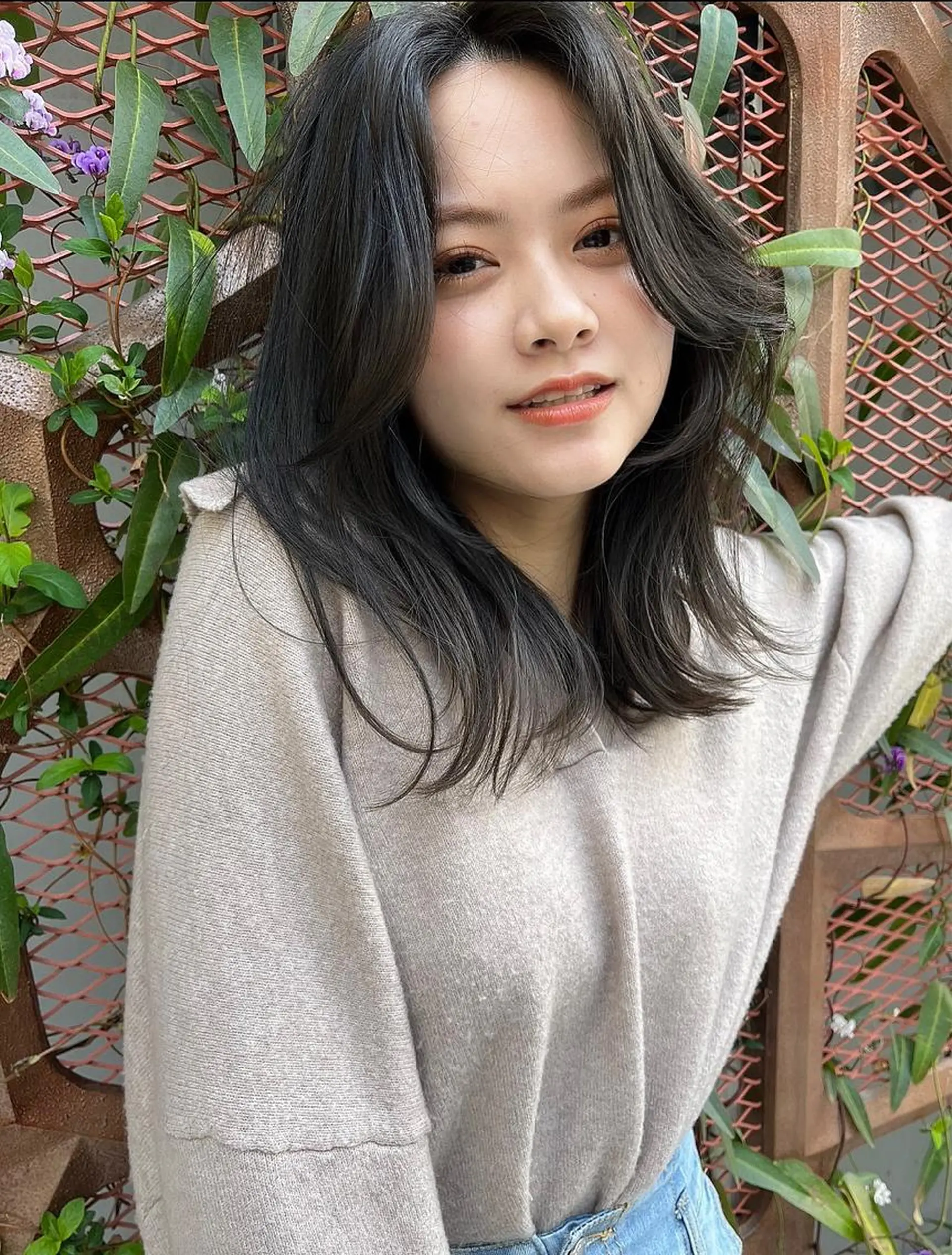 セミロング カラー パーマ ヘアアレンジ セミロングパーマ ブリーチ ケアブリーチ デザインカラー ダブルカラー umu.［韓国ヘア /ダウンパーマ］のヘアスタイル