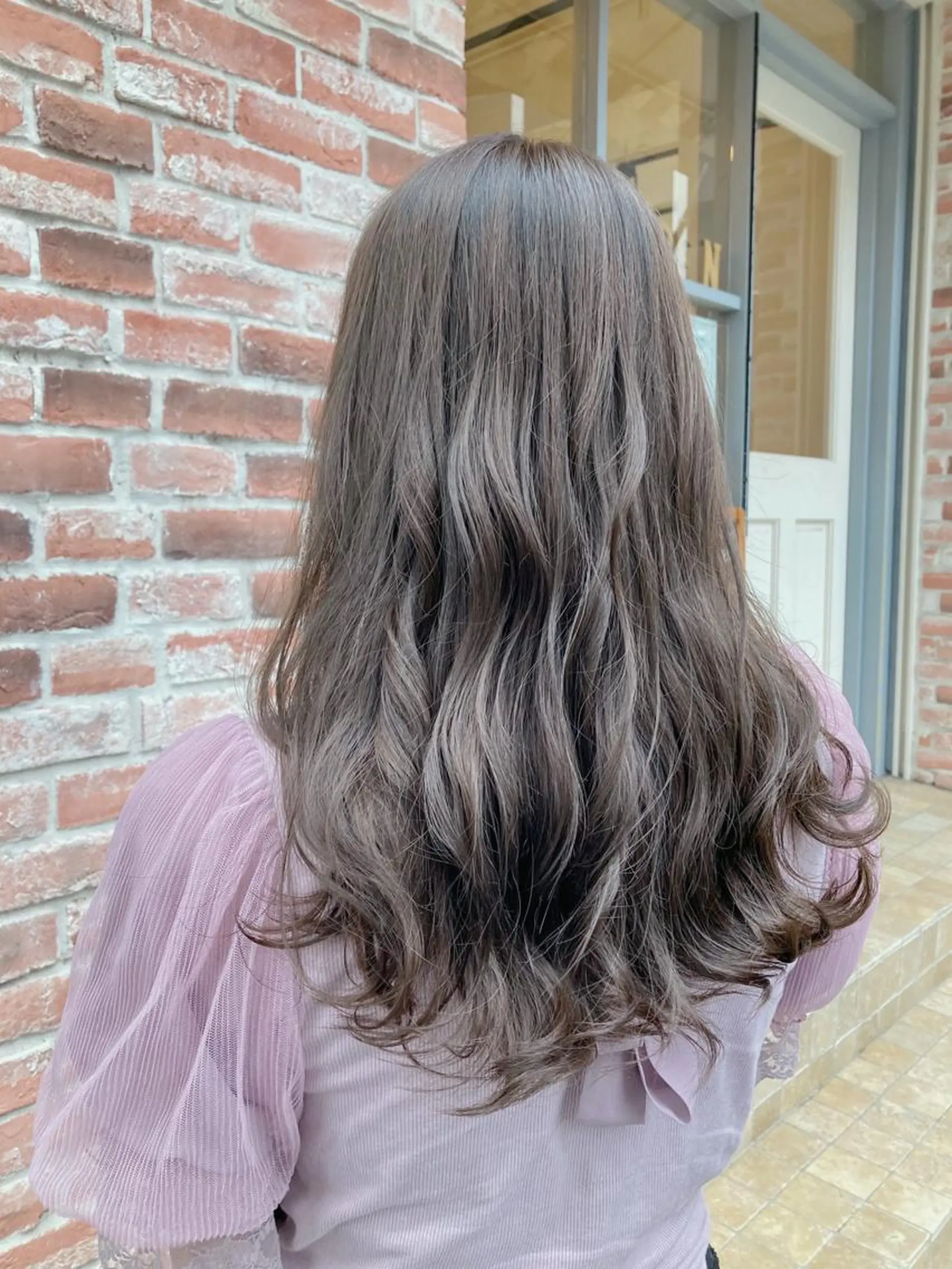 ロング パーマ/イルミナ カラー　三浦菜々子のヘアスタイル