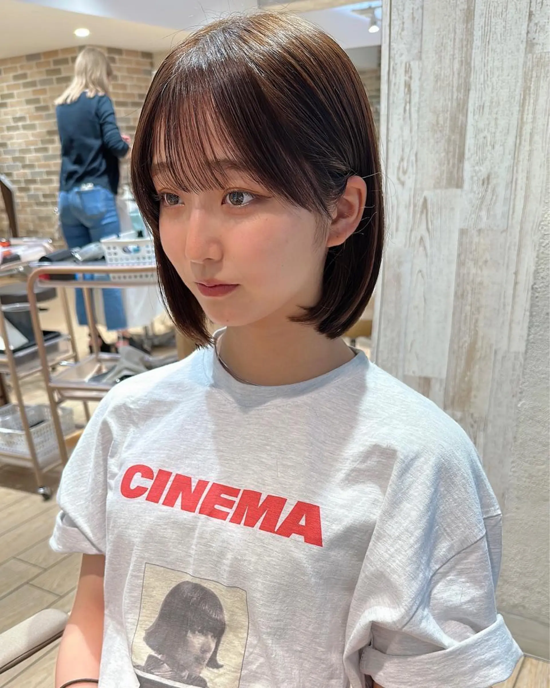 ミディアム 切りっぱなしボブ ショートボブ ボブ くびれヘア タンバルモリ カット ヘアカラー トリートメント 市原 大翼のヘアスタイル