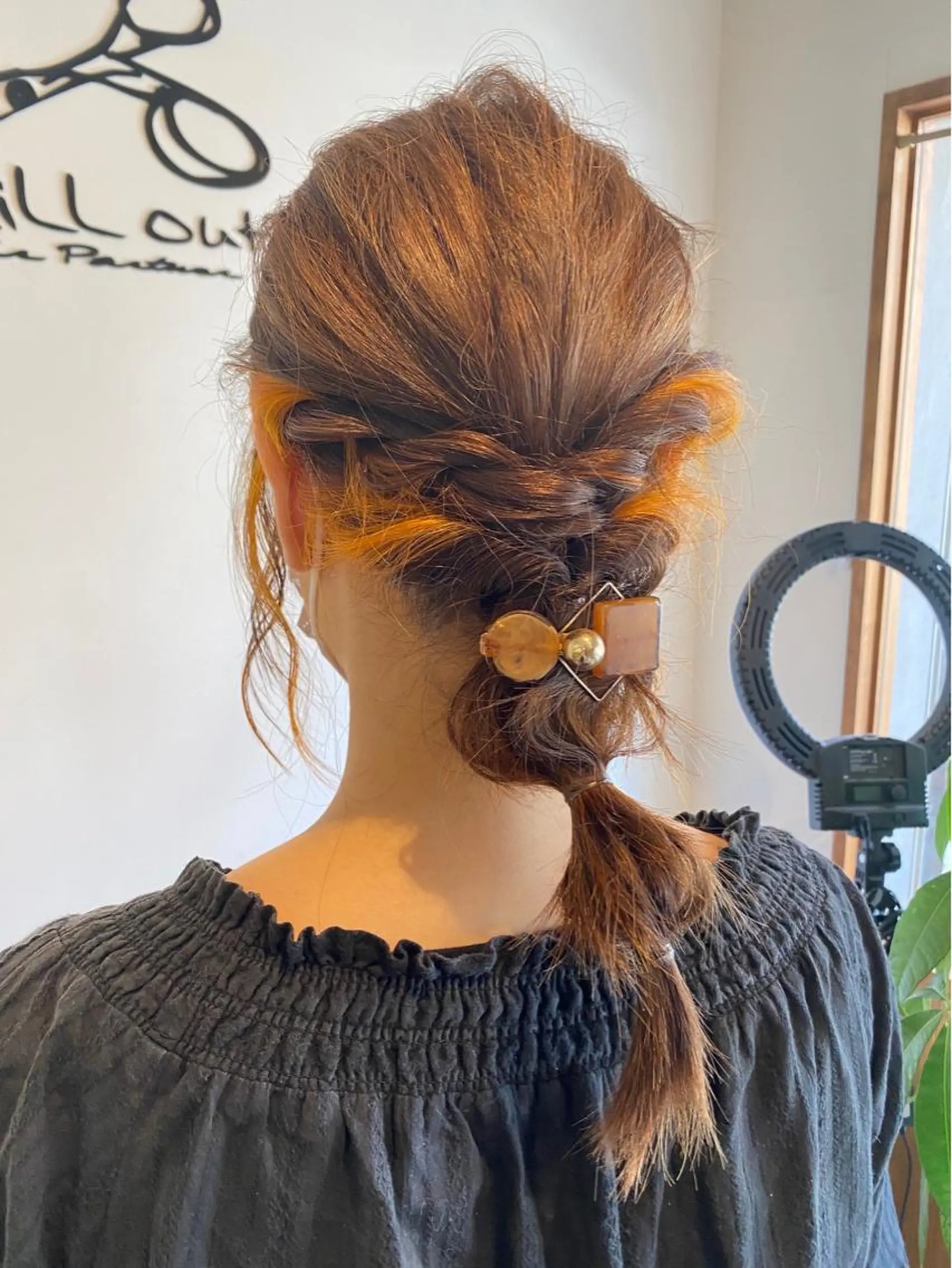 セミロング ヘアアレンジ chill out 南塚口本店のヘアスタイル