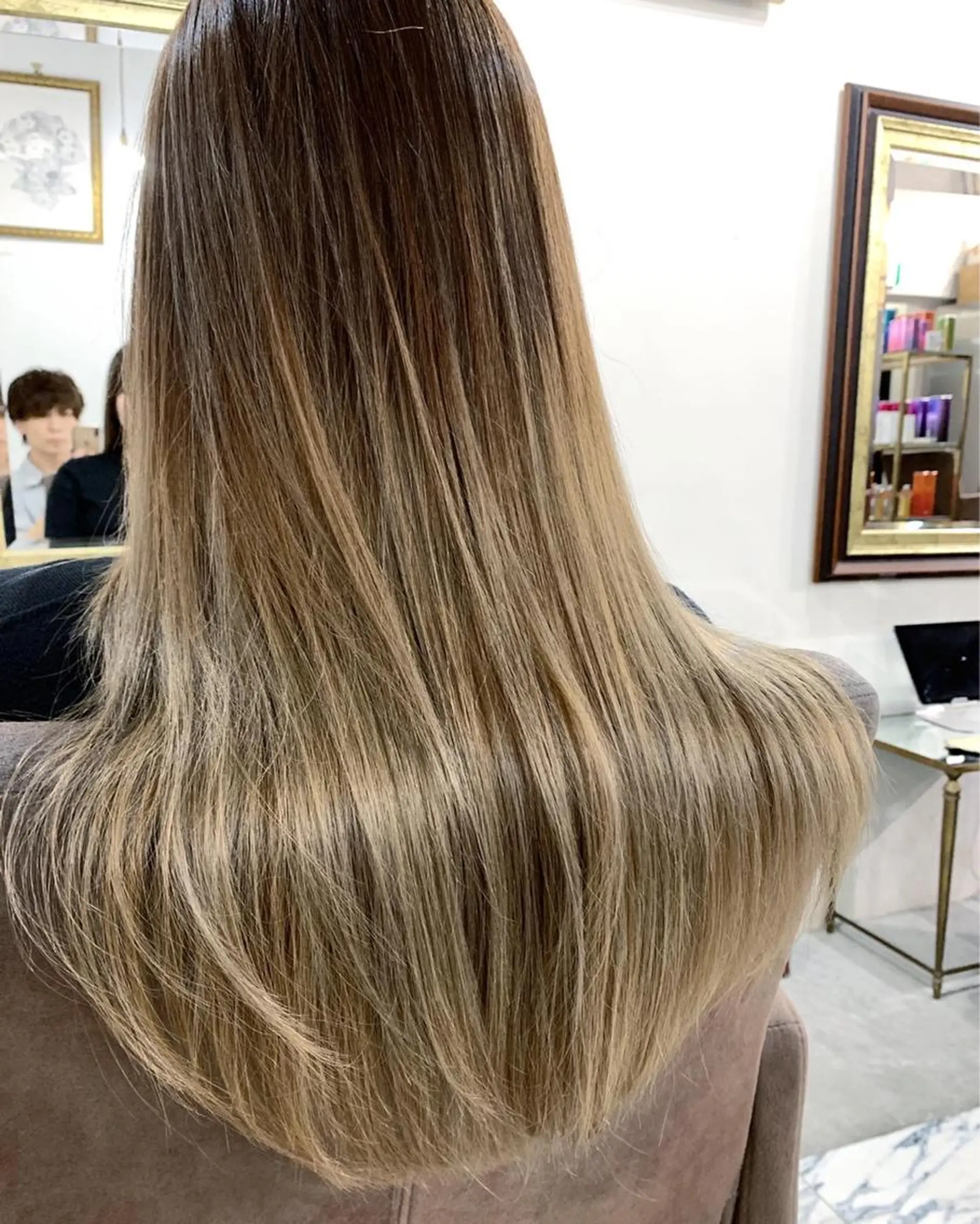 ロング カラー エクステ(レミー毛) NINEのヘアスタイル