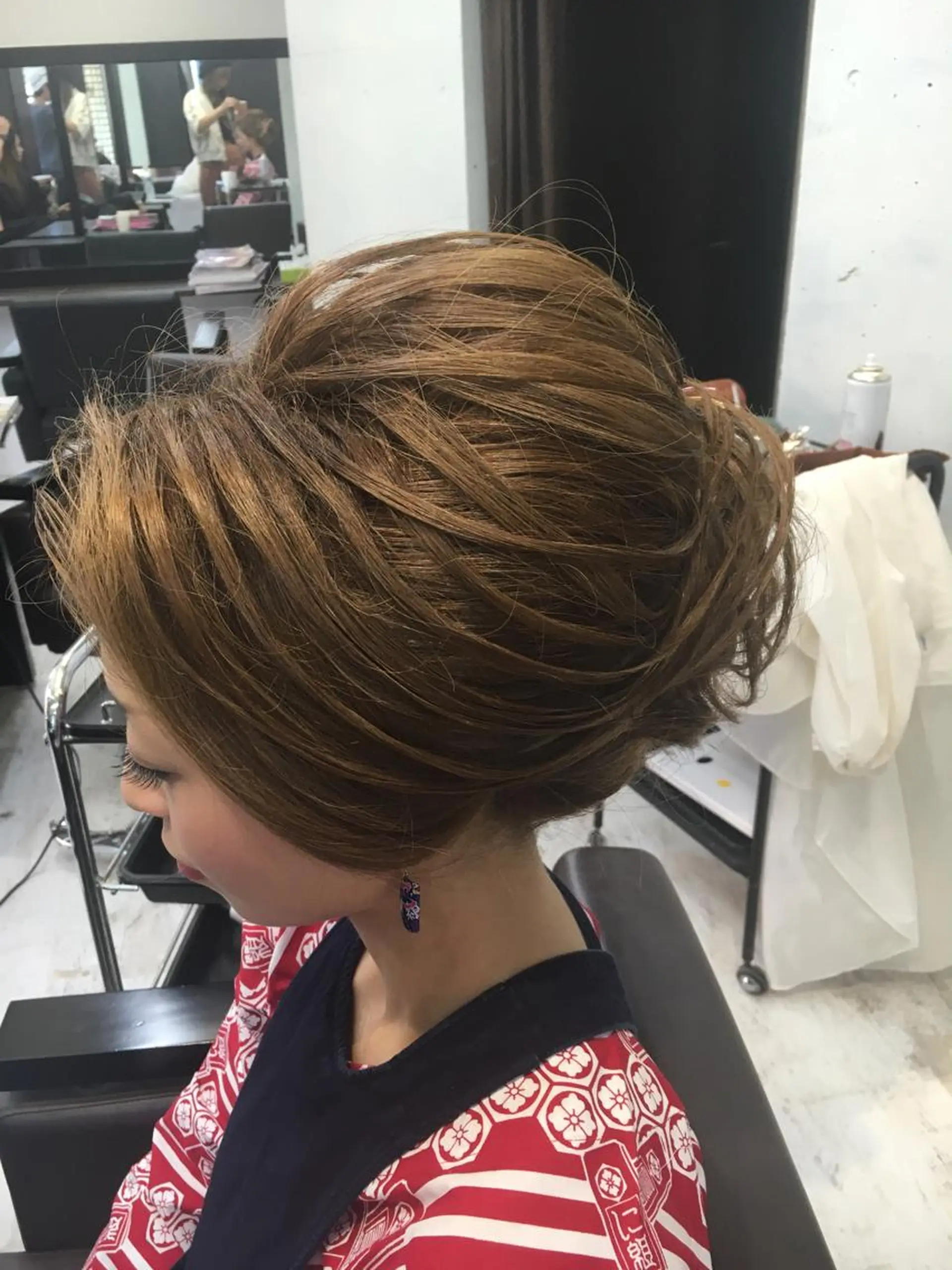 ヘアアレンジ UNDER vr 【アンダーバー】のヘアスタイル