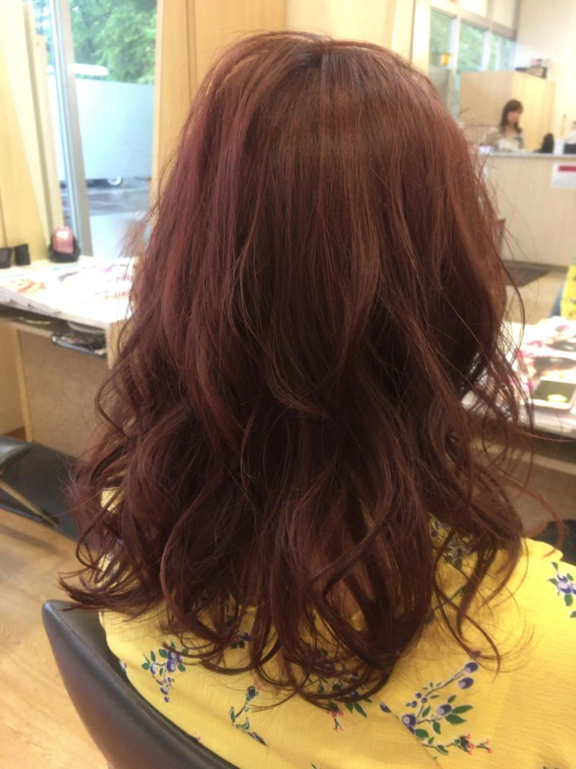 ミディアム カラー 牛島 久美子のマツエク・マツパデザイン