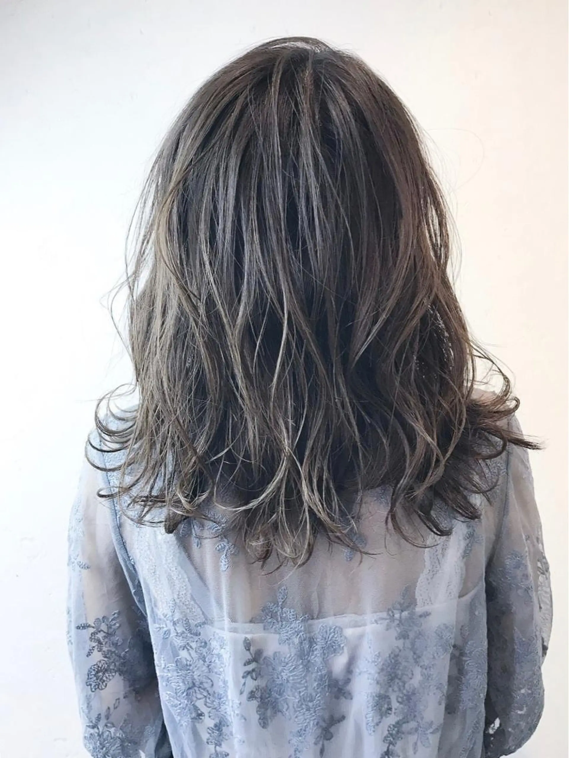 ミディアム ハイライト ヘアカラー トリートメント CECIL hair なんば店所属・メンズパーマ 艶髪☆店長☆有馬のヘアスタイル