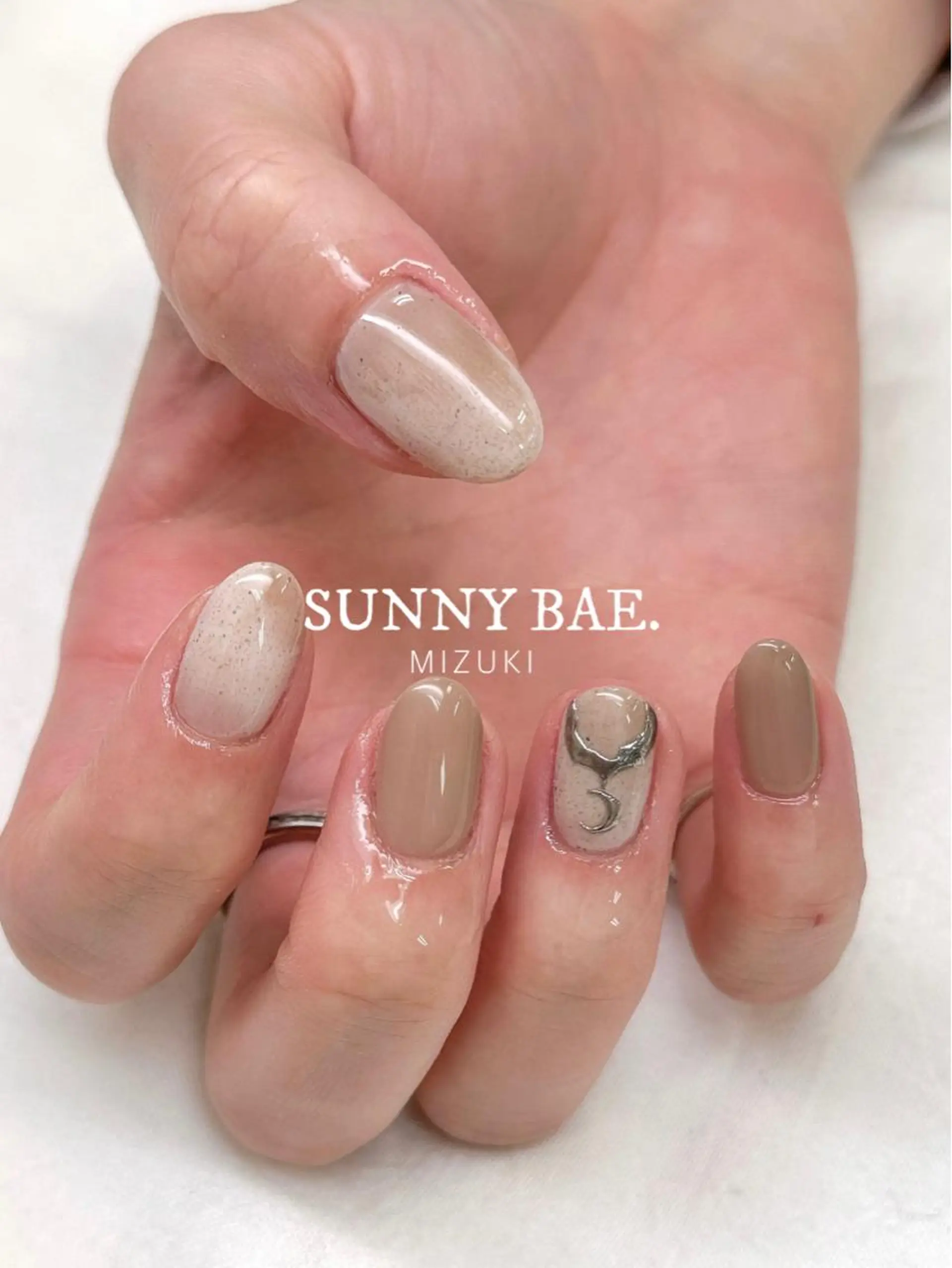 ネイル ブルー ジェルネイル ミラーネイル 夏ネイル SUNNY BAE. 🌼MIZUKIのネイルデザイン