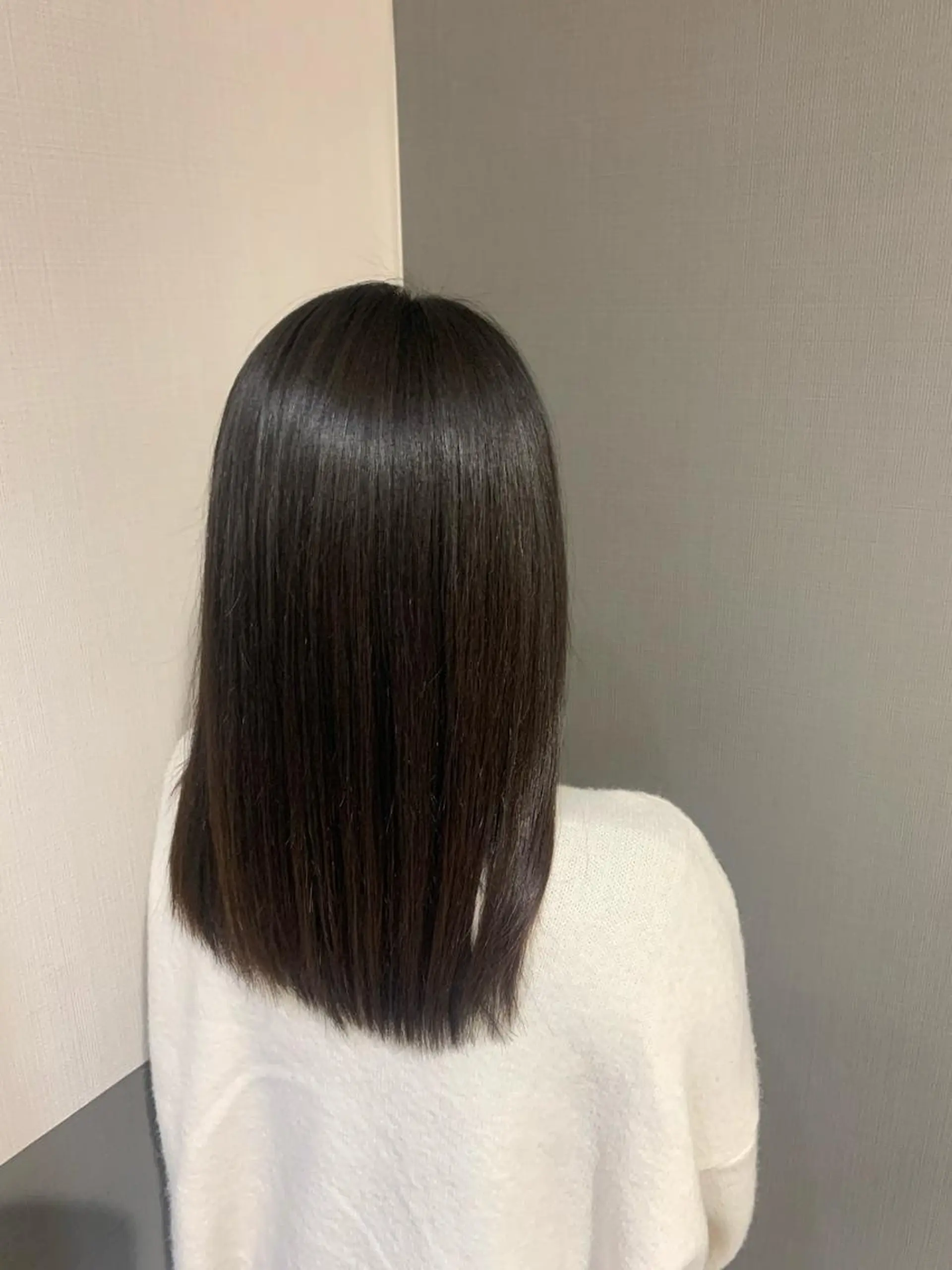 ミディアム 縮毛矯正 トリートメント カット 縮毛矯正 ヘッドスパ IT by ALBUM八王子店のヘアスタイル