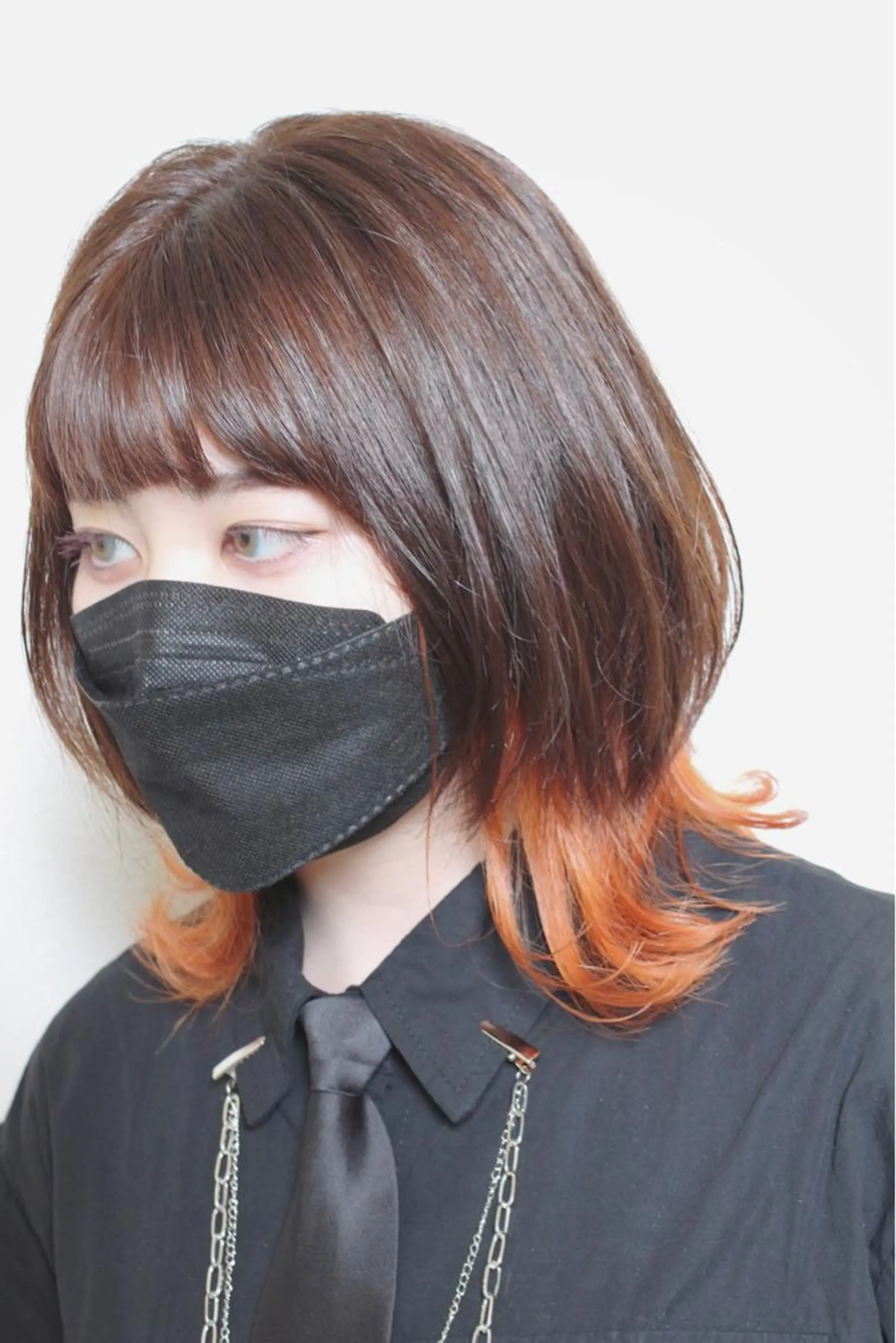 ミディアム カラー オレンジ 外ハネヘア ウルフカット ヘアカラー 土居 正季のヘアスタイル