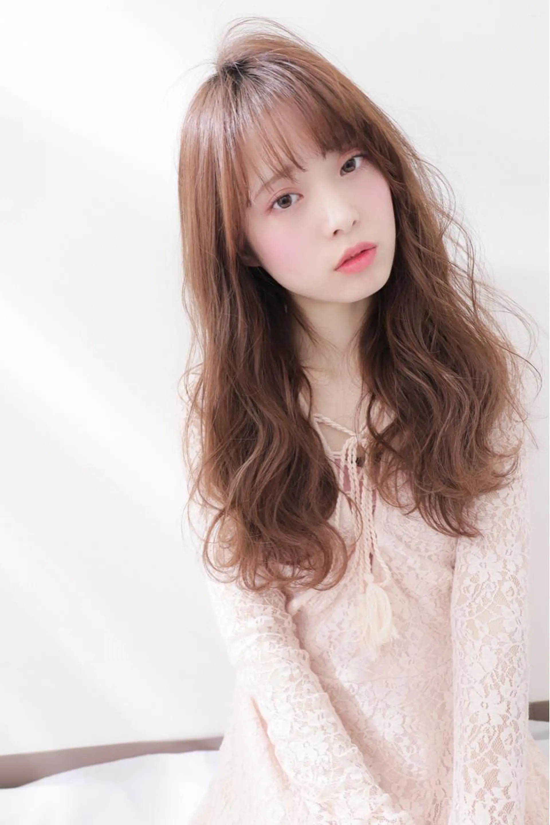 ロング 抜毛 薄毛 白髪 頭皮改善　柳沢慶のヘアスタイル