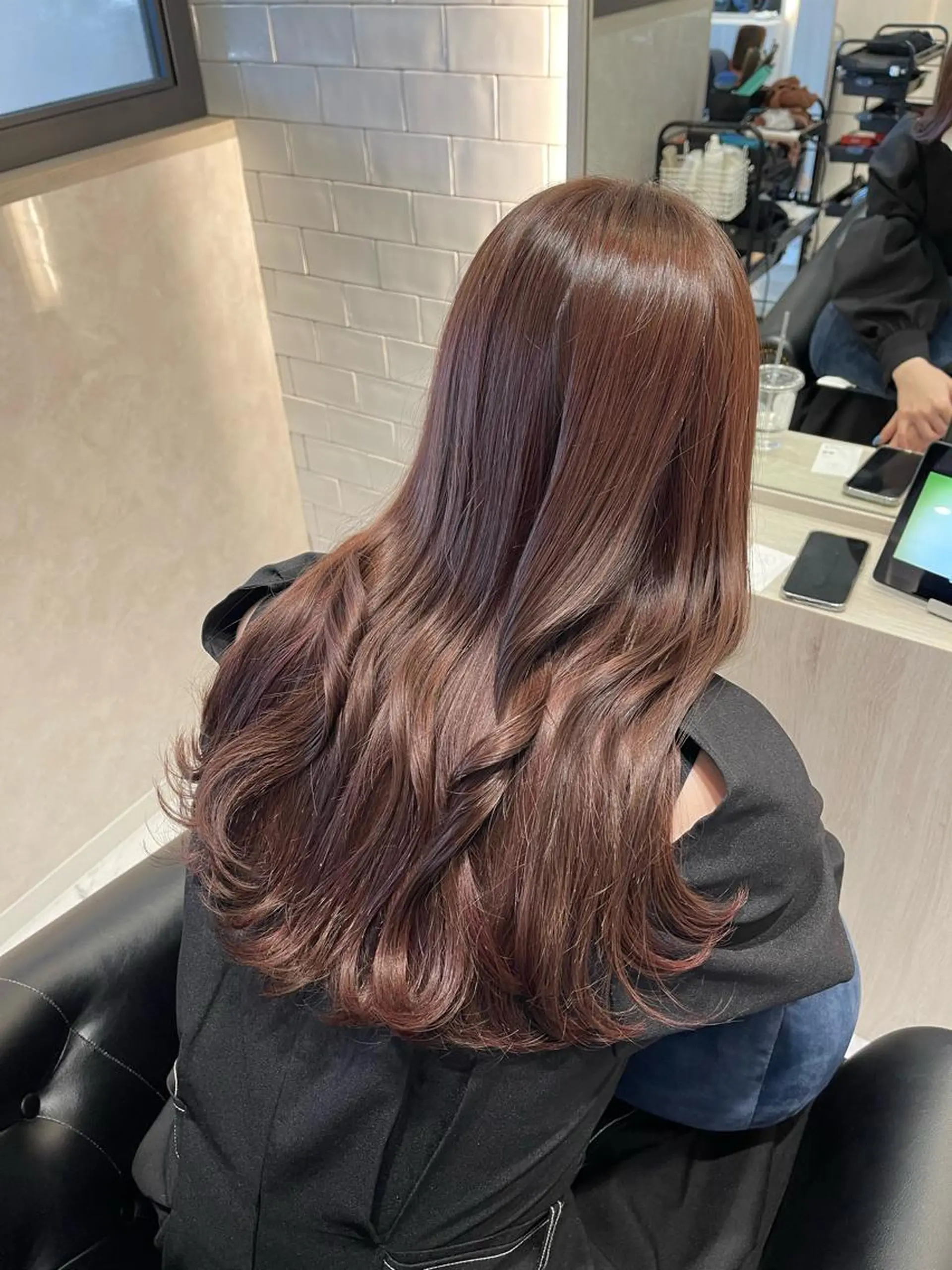 ロング カラー ヘアカラー トリートメント &chaLme   心斎橋所属・emi/髪質改善/ 韓国風/艶カラーのヘアスタイル