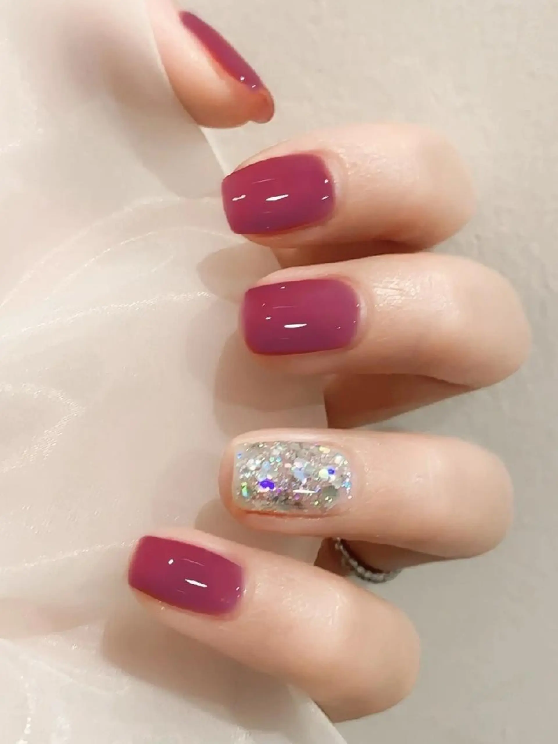 ミディアム ネイル ネイリストゆか💅 長さだし、深爪矯正のネイルデザイン