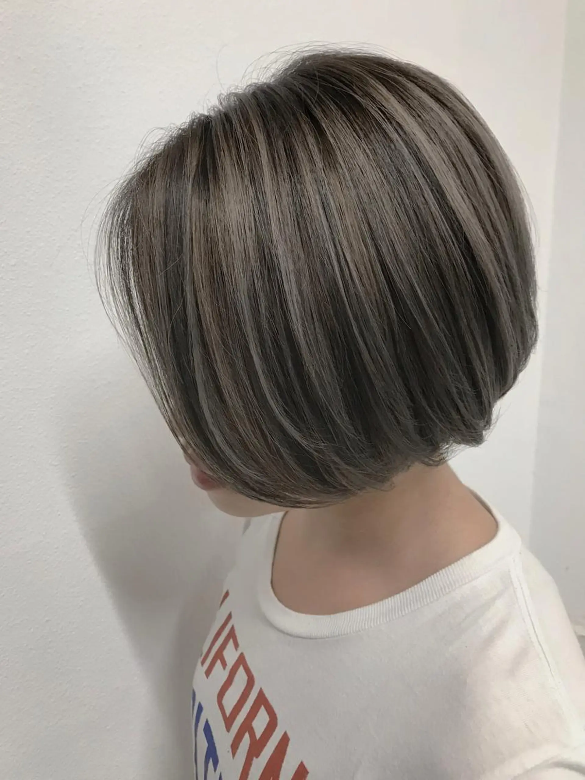 ショート カラー ヘアアレンジ ハイライトカラー ハイライト ショートヘア ヘアカラー トリートメント GiseL天神カラー 髪質改善/ブリーチのヘアスタイル