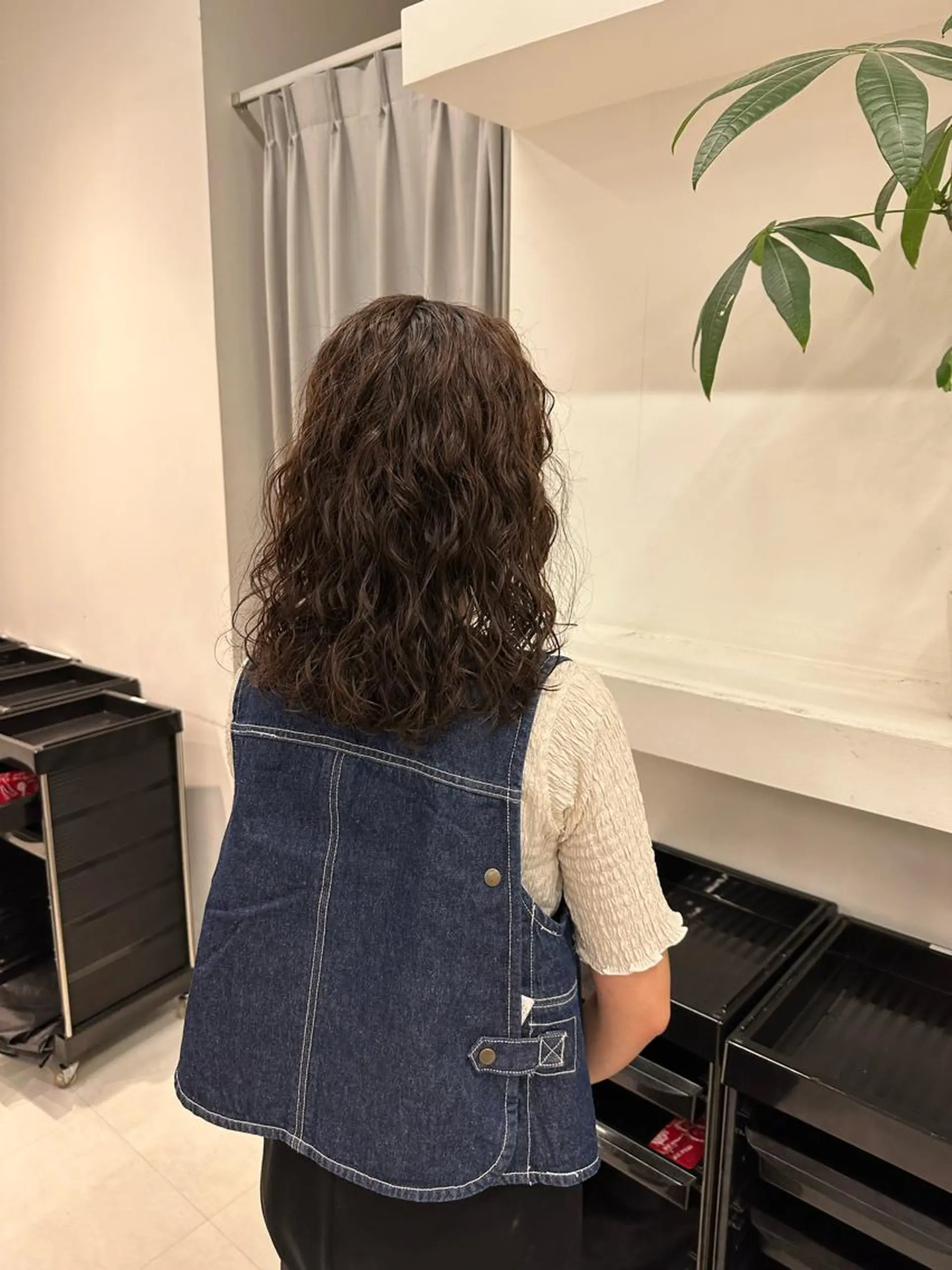 セミロング カラー パーマ キッズ カット パーマ トリートメント オトナヘア🌸 harukaのヘアスタイル