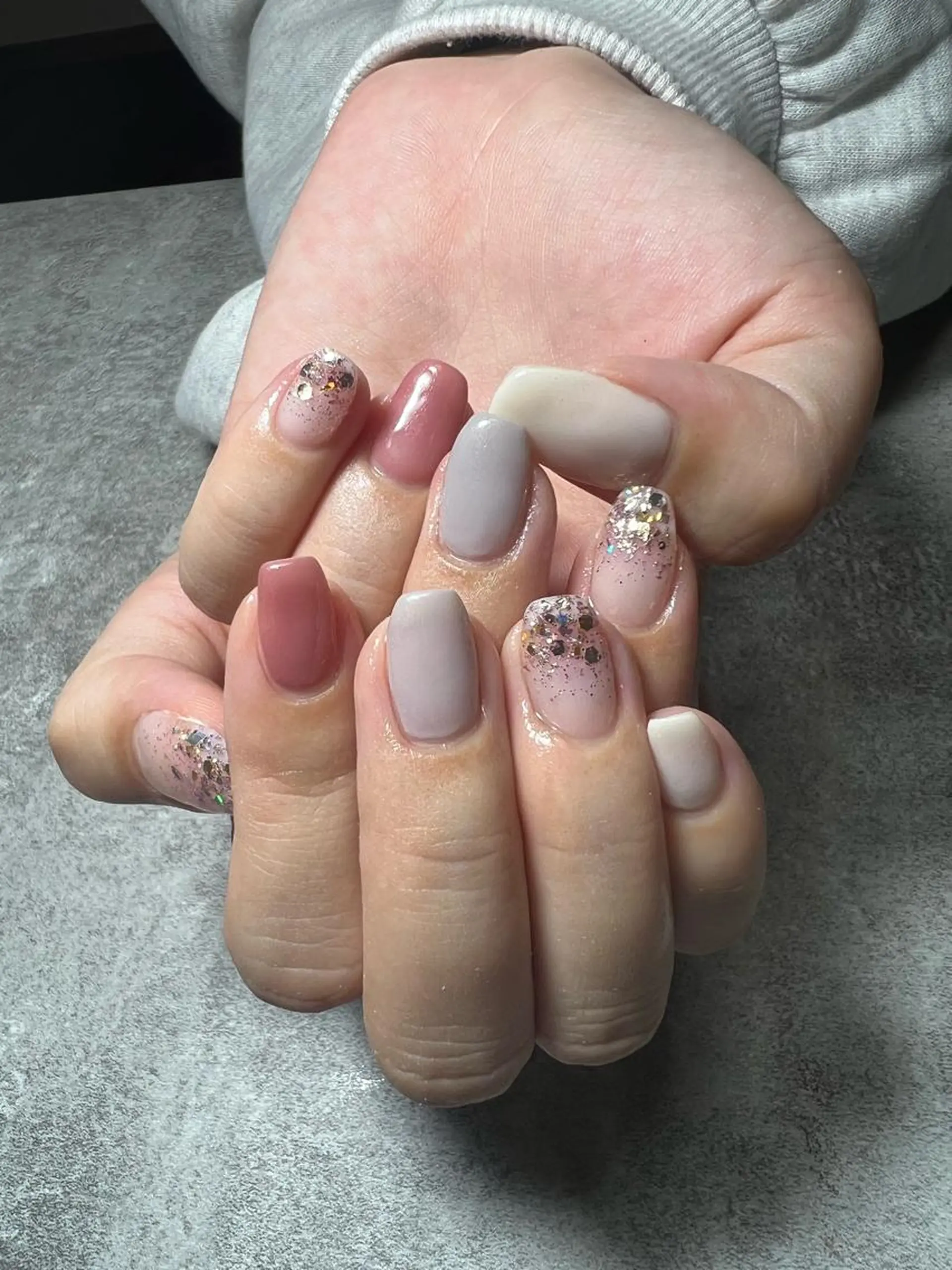 ショート Lis10 表参道 マグネット🤍MAIのネイルデザイン