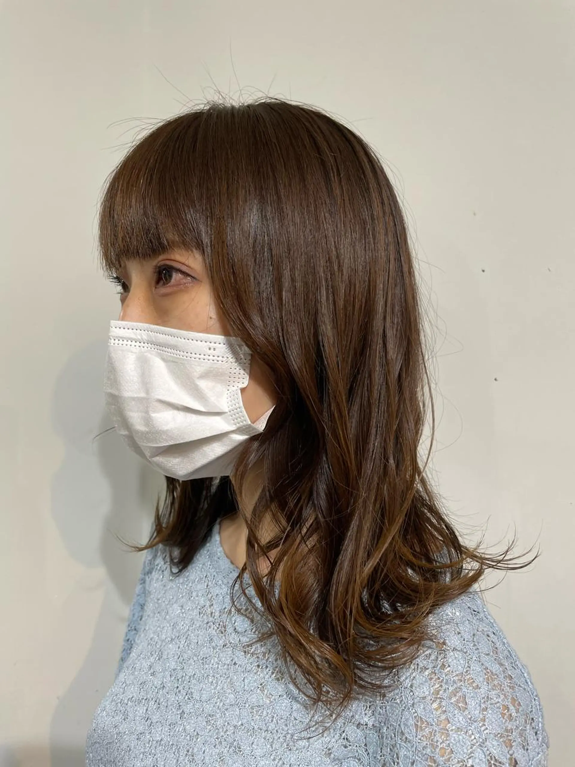 セミロング 🐬脱白髪染めカラー 清水大世🐬のヘアスタイル