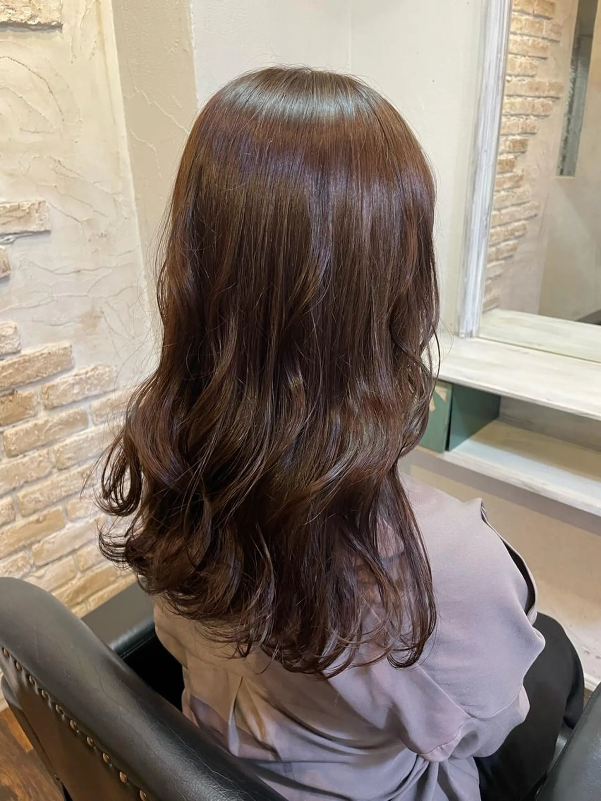 ロング カラー ブラウンカラー ピンクカラー ピンクブラウン Babylone所属・Babylone 飯尾 香音のヘアスタイル