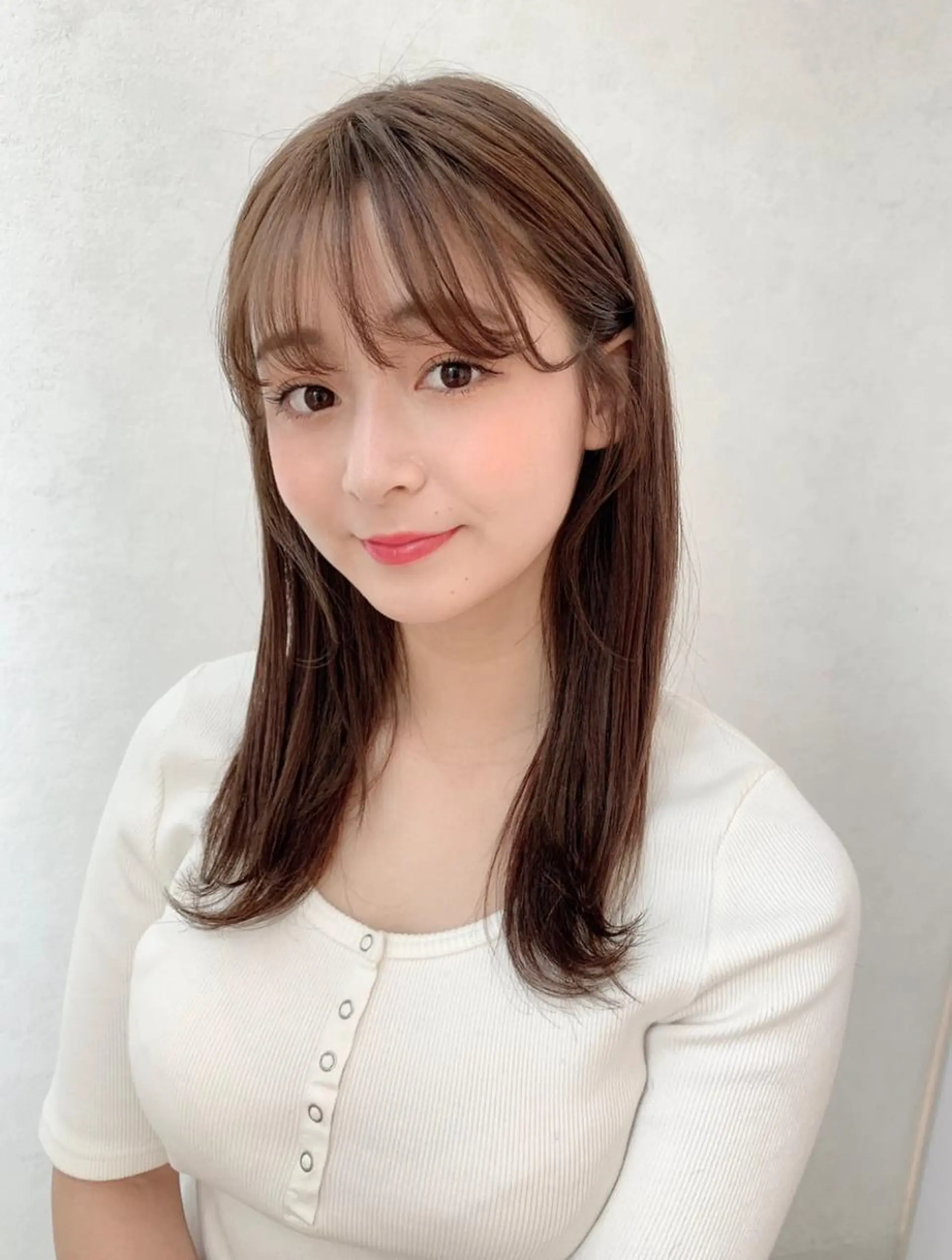 ミディアム カラー カット ヘアカラー トリートメント JYUNESU表参道所属・韓国ヘア🇰🇷🎀 透明感カラーのヘアスタイル