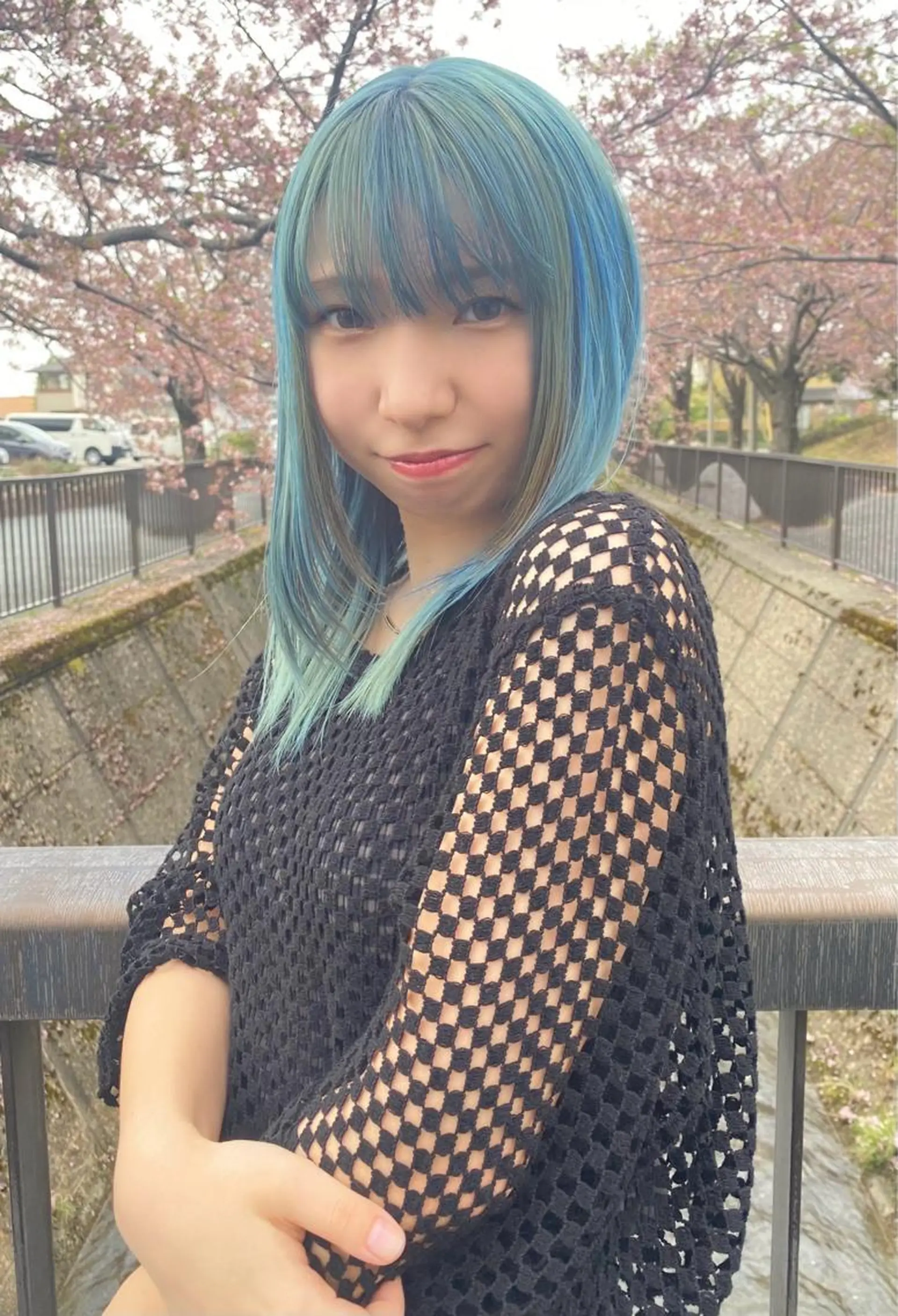 ロング カラー ミストバング 透明感カラー デザインカラー  フェイスフレーミング ハイライトカラー nambu-GARDEN所属・上田 昂雅のヘアスタイル