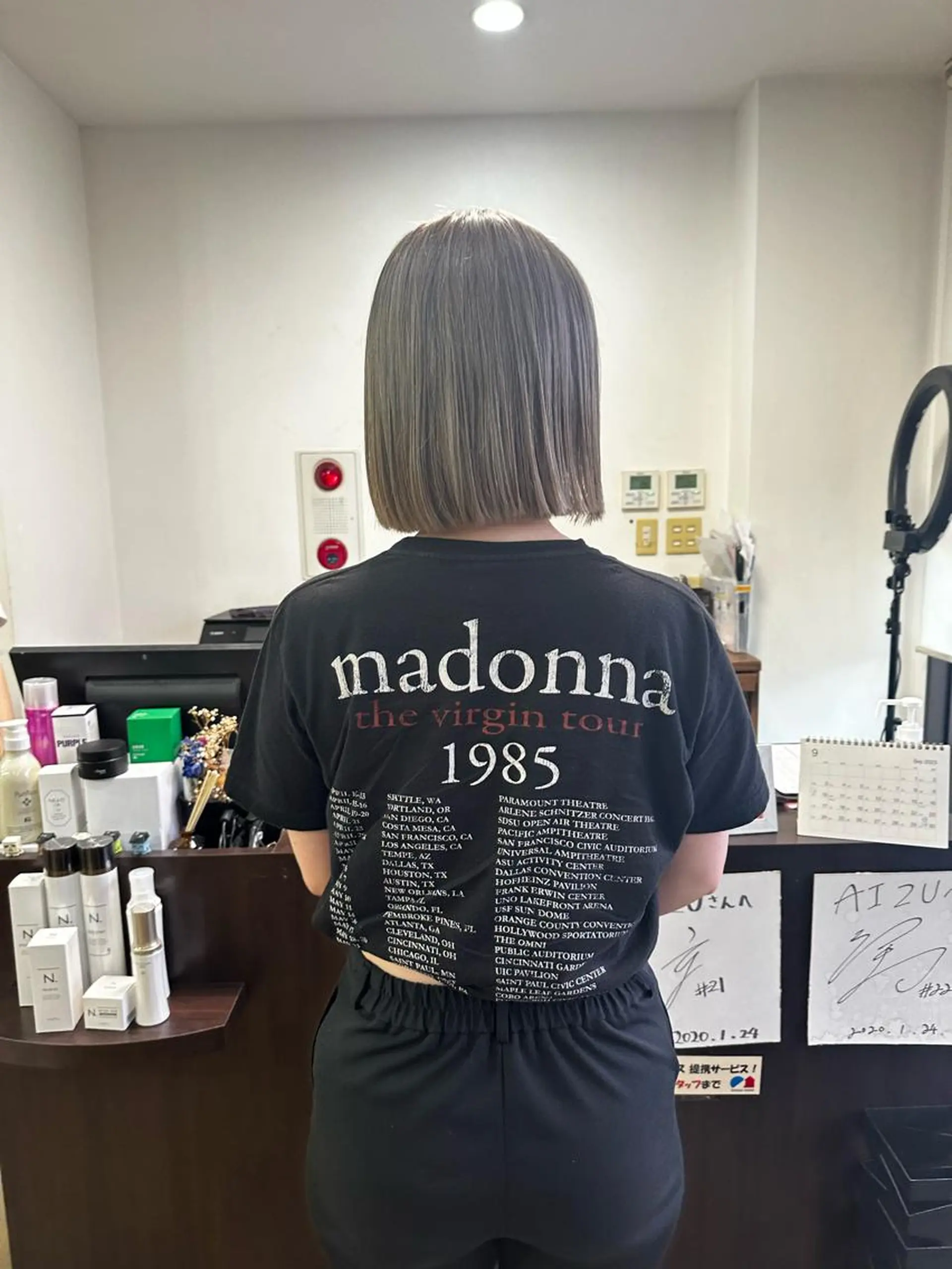 ショート カラー カット ヘアカラー peg.hair所属・ブリーチカラー🫧 森　凪沙のヘアスタイル