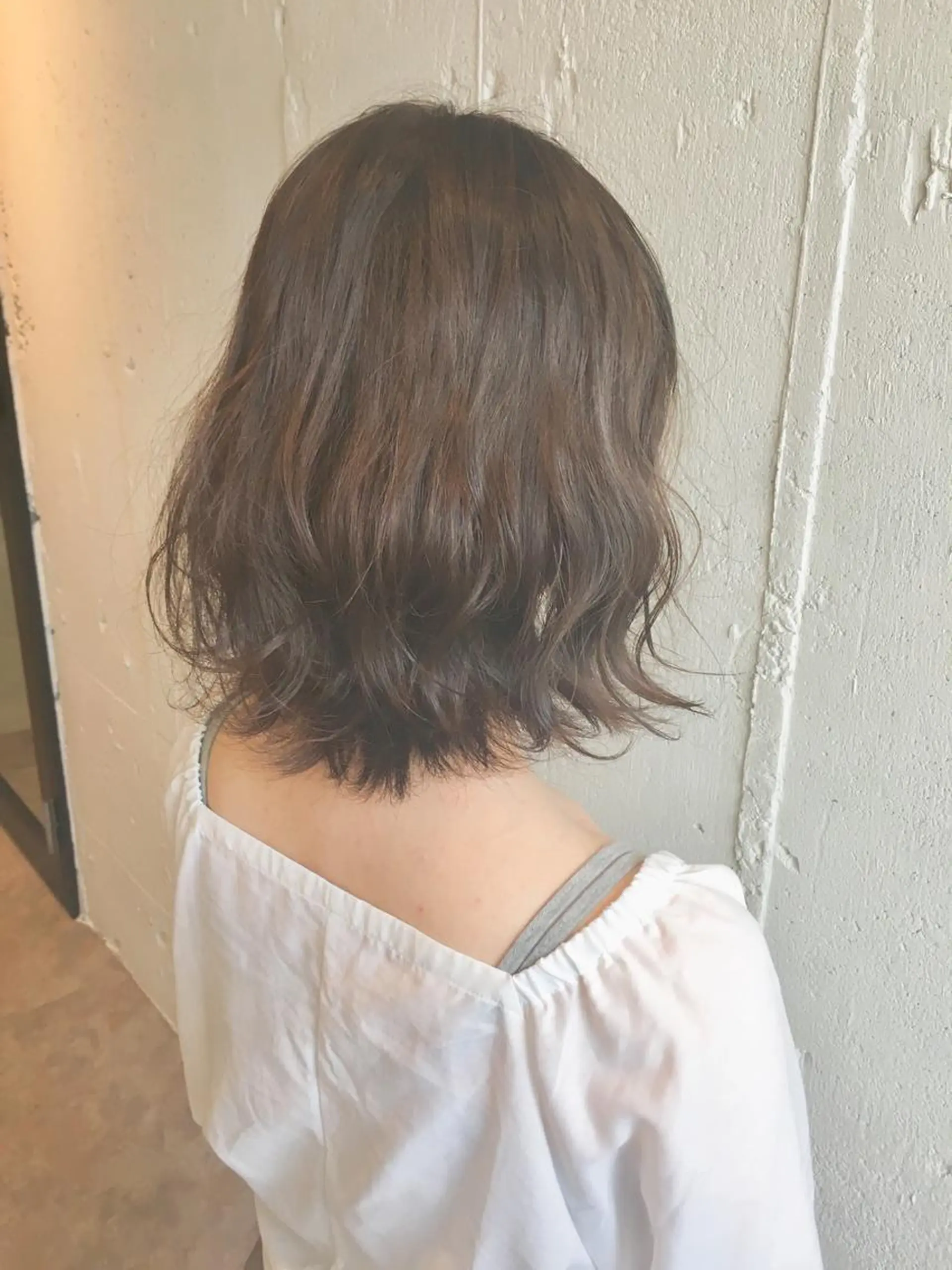 ミディアム シアーブラウン フジサキ ケンのヘアスタイル