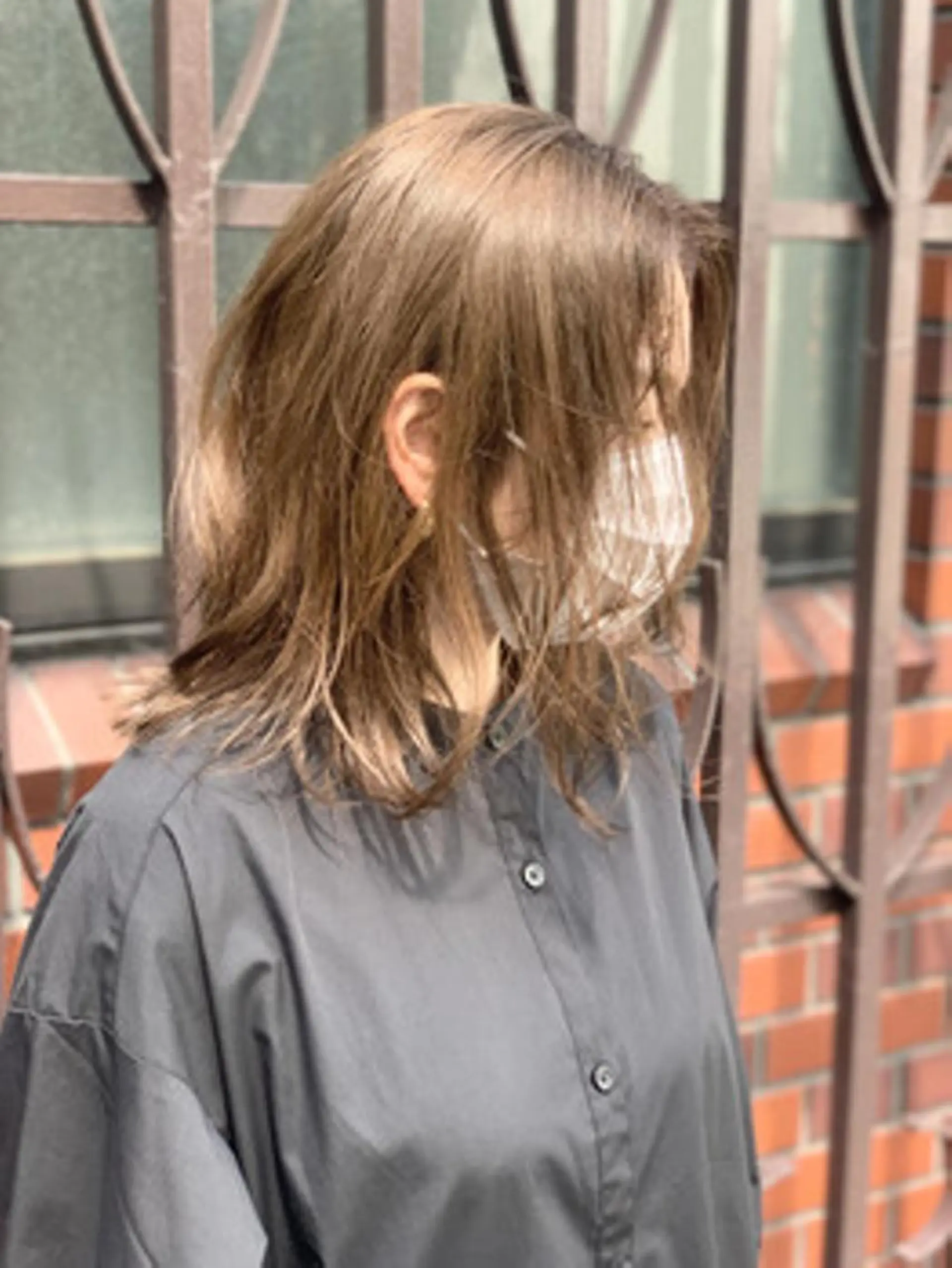 ミディアム カラー アッシュ バレイヤージュ ベージュカラー ブリーチ 透明感カラー 髪質改善 Noe心斎橋店のヘアスタイル