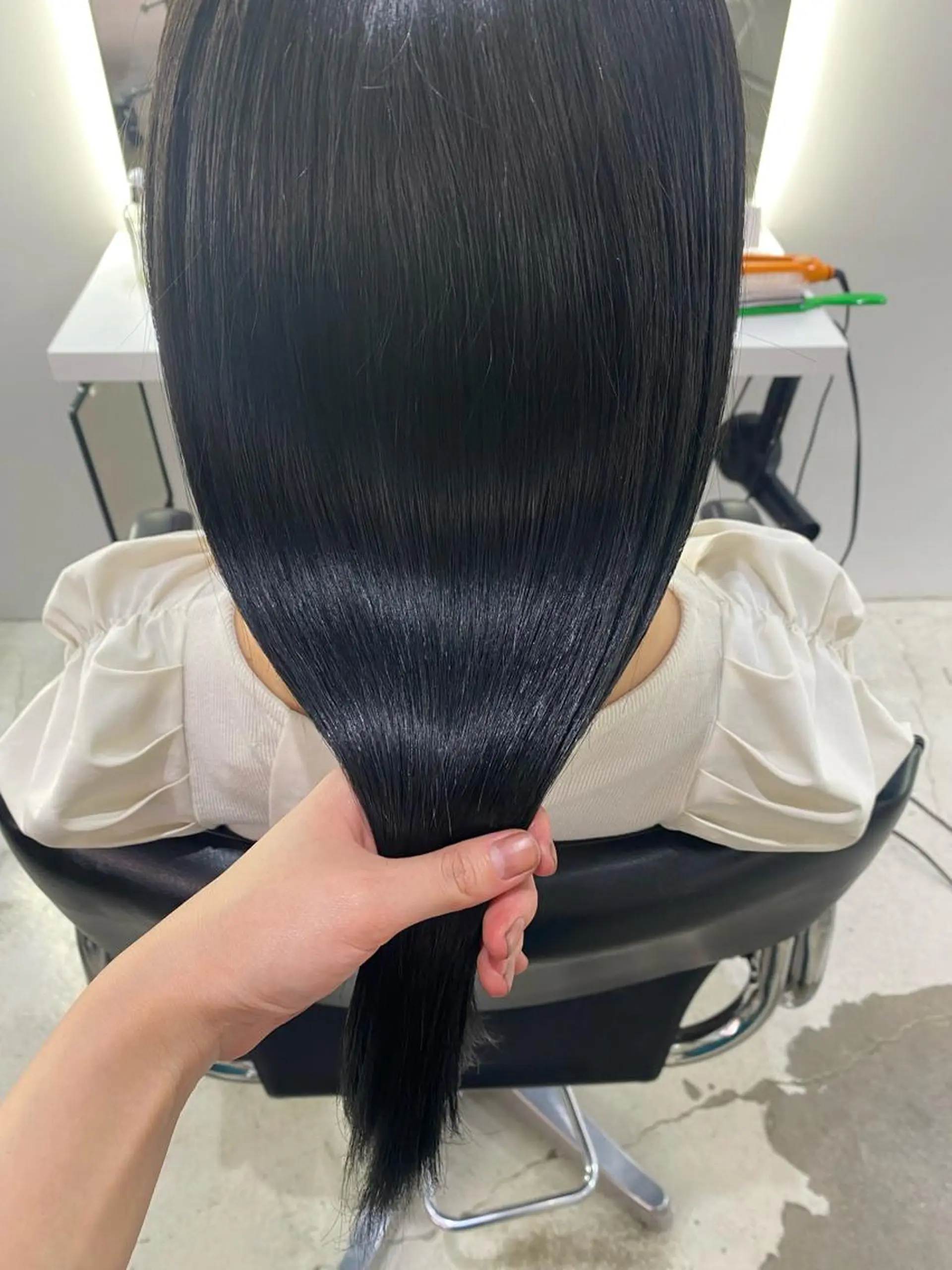 ロング aoi ♡グレージュ ・ベージュカラーのヘアスタイル