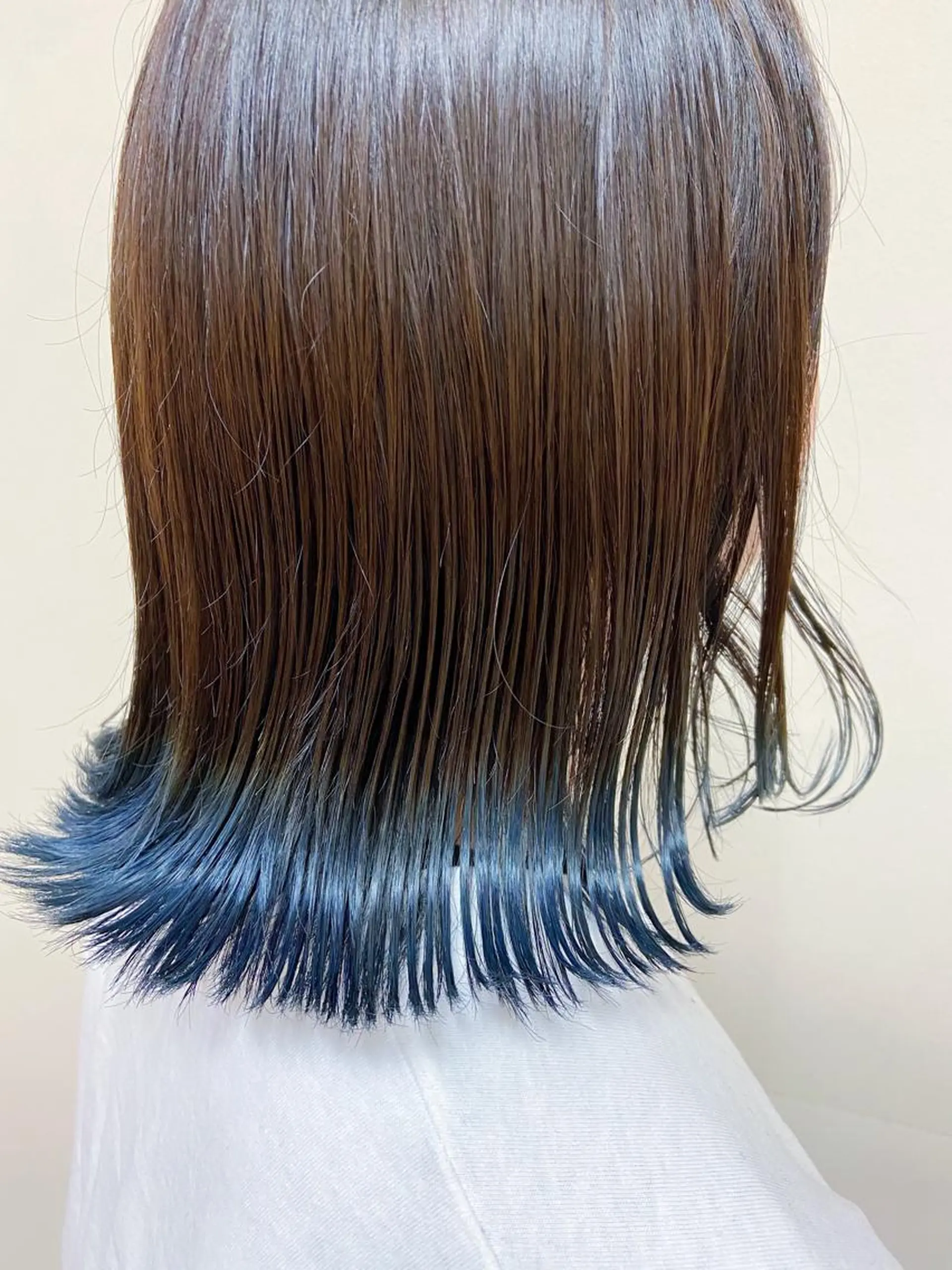 セミロング 【カラーリスト】 Likka.のヘアスタイル