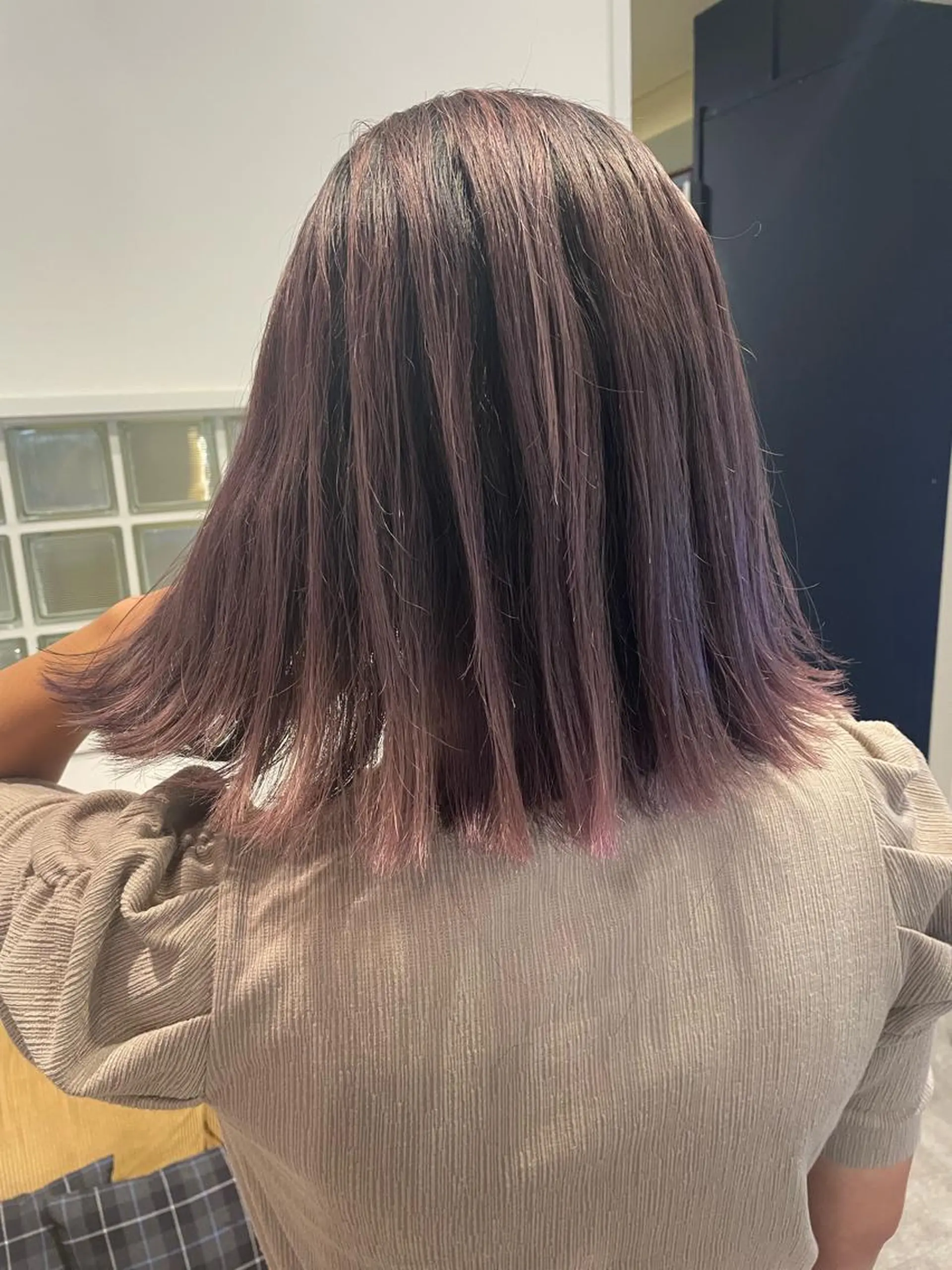 ミディアム カラー バレイヤージュ ピンクカラー レイヤーカット JIL BLAN 京都所属・RU RIのヘアスタイル