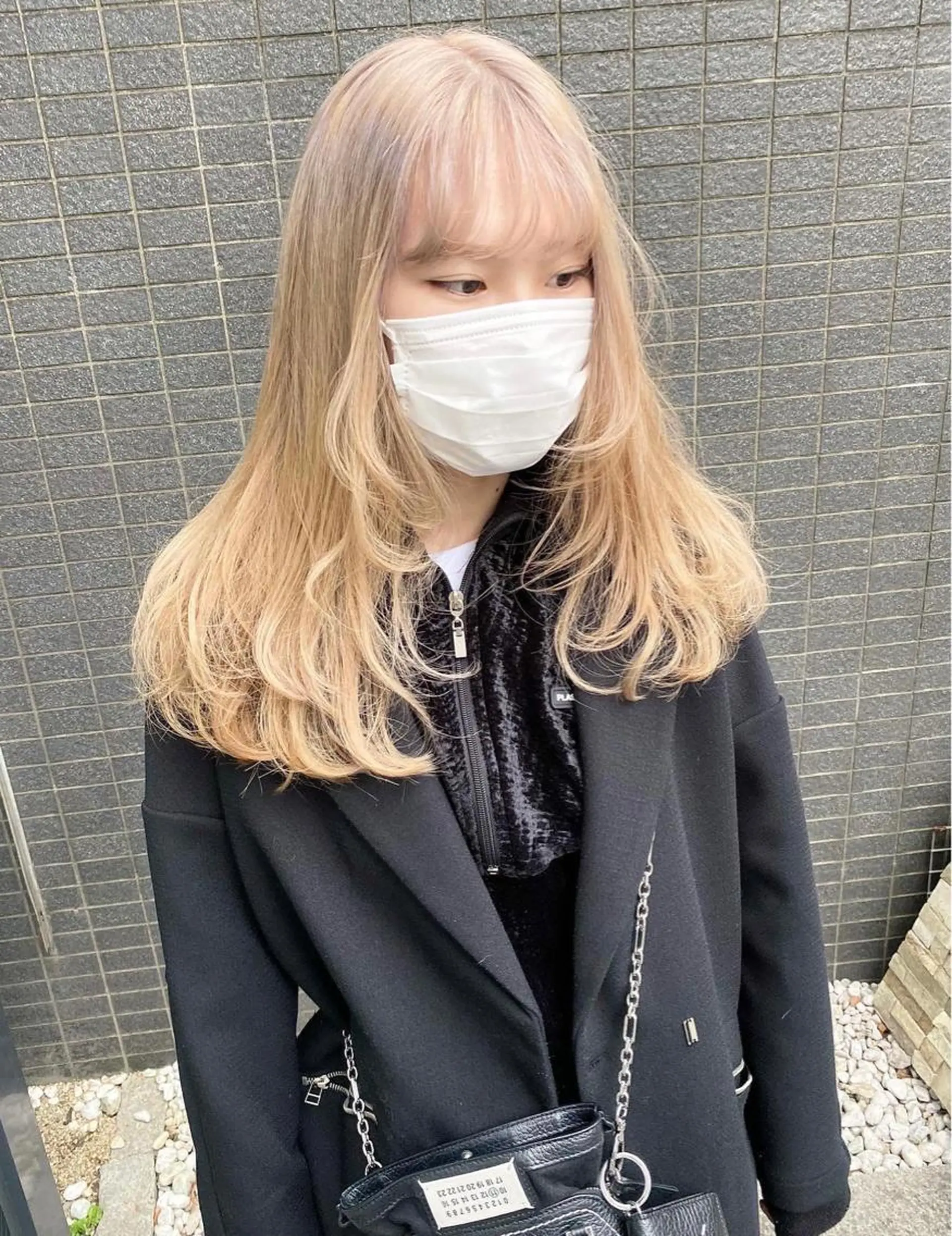 セミロング カラー パーマ ヘアアレンジ 髪と音処　マトぺ所属・デザインカラー/ボブ ブリーチカラー/ユリのヘアスタイル