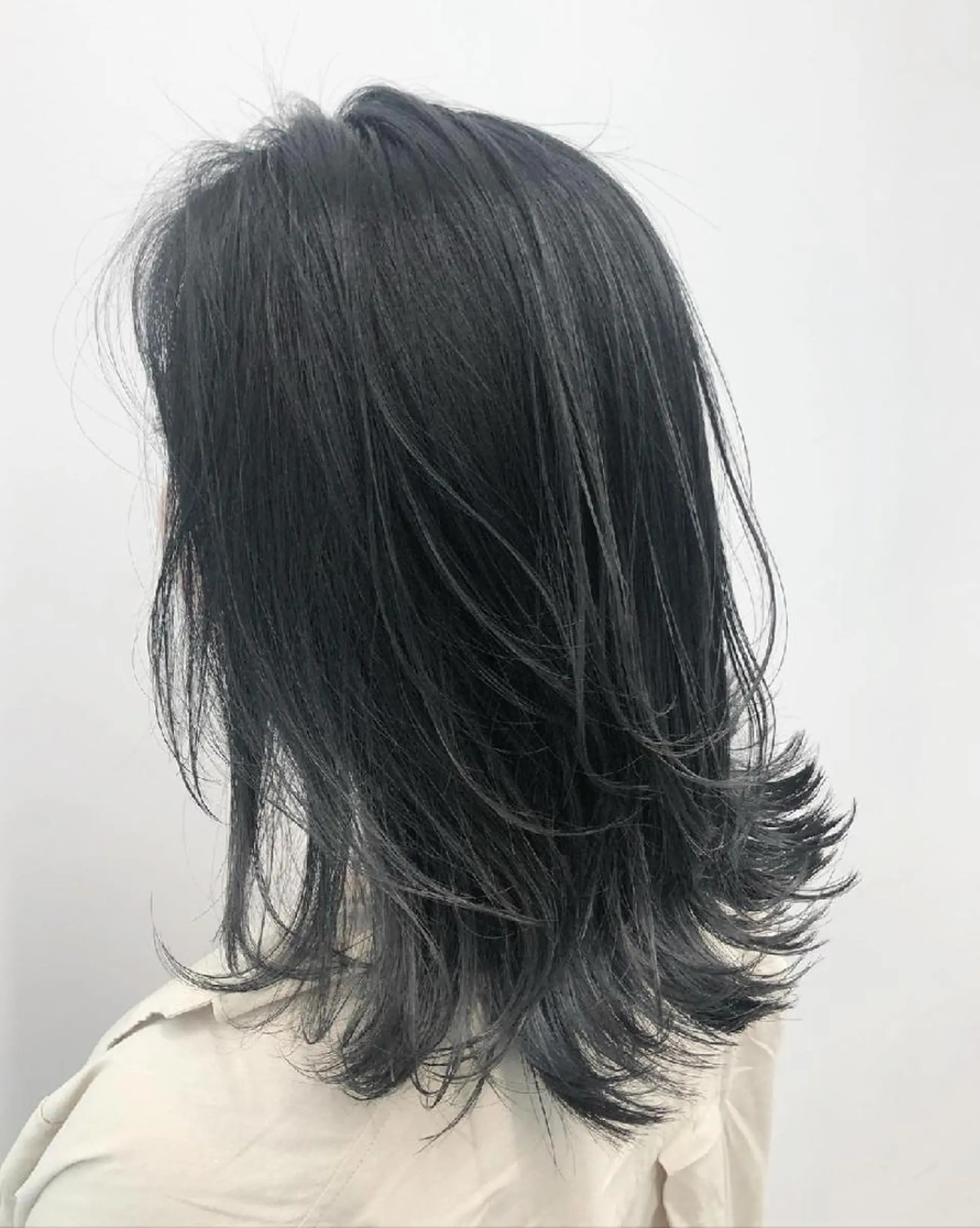 ミディアム カラー siesta by amble luxeのヘアスタイル