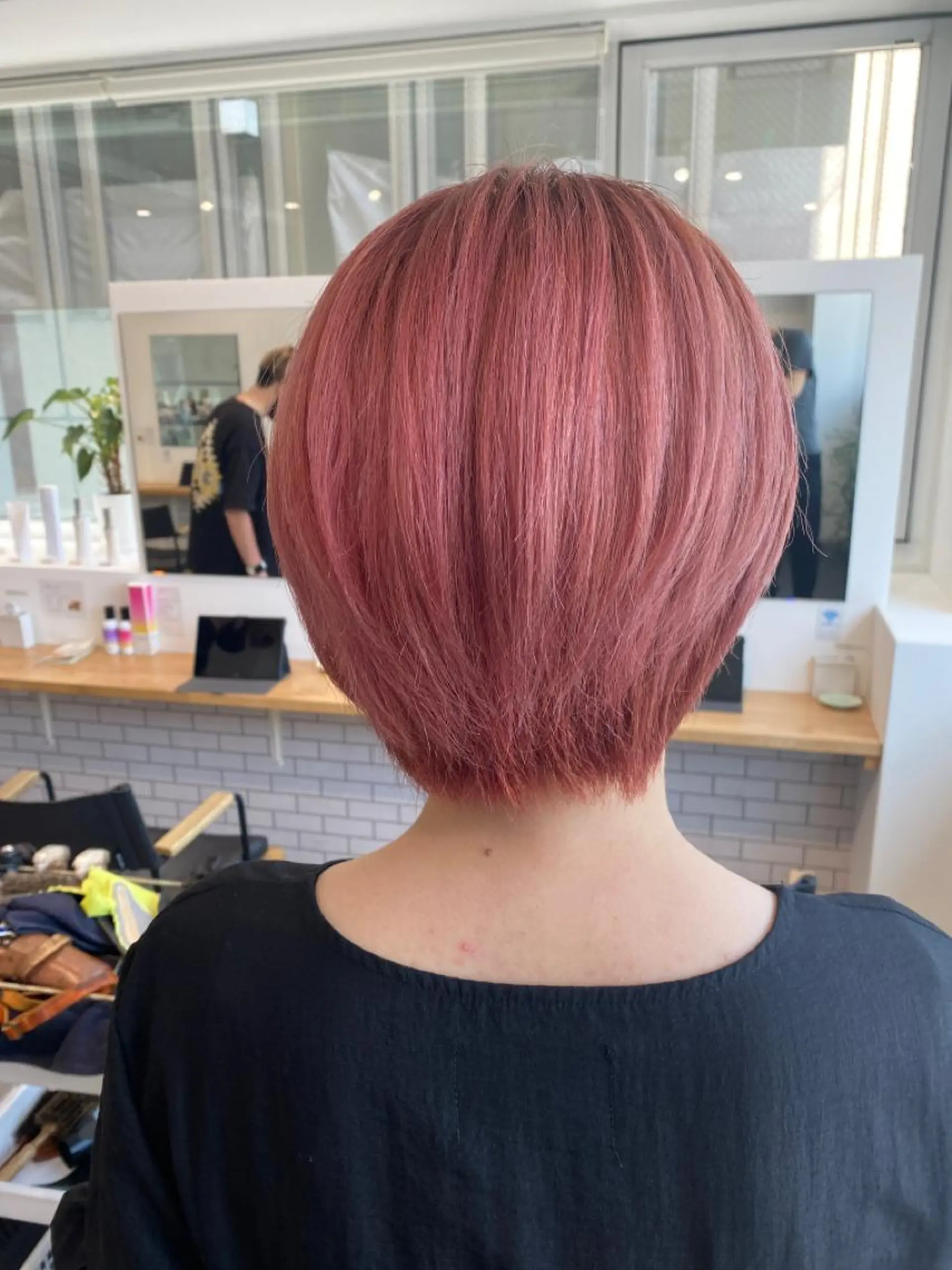 ショート カラー ピンクカラー ショートヘア JILBLAN京都 ショート/ハイライトのヘアスタイル