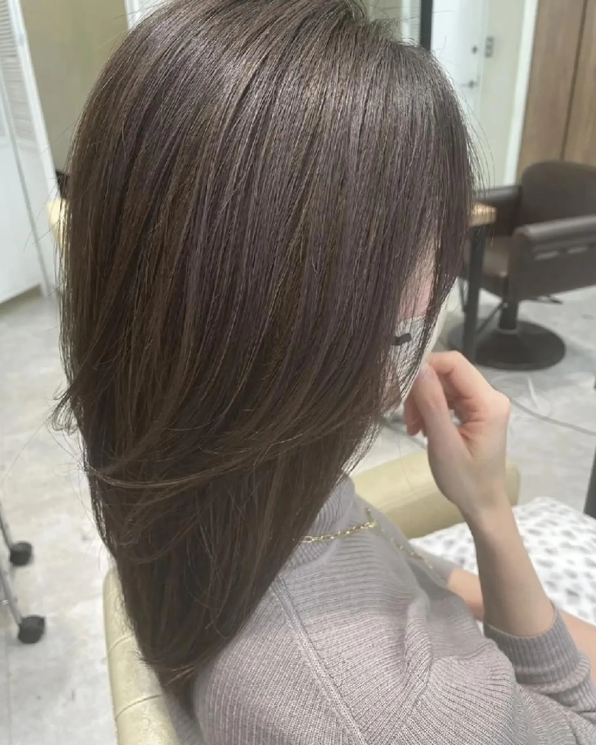 ミディアム カラー レイヤーカット 北村 恵美のヘアスタイル