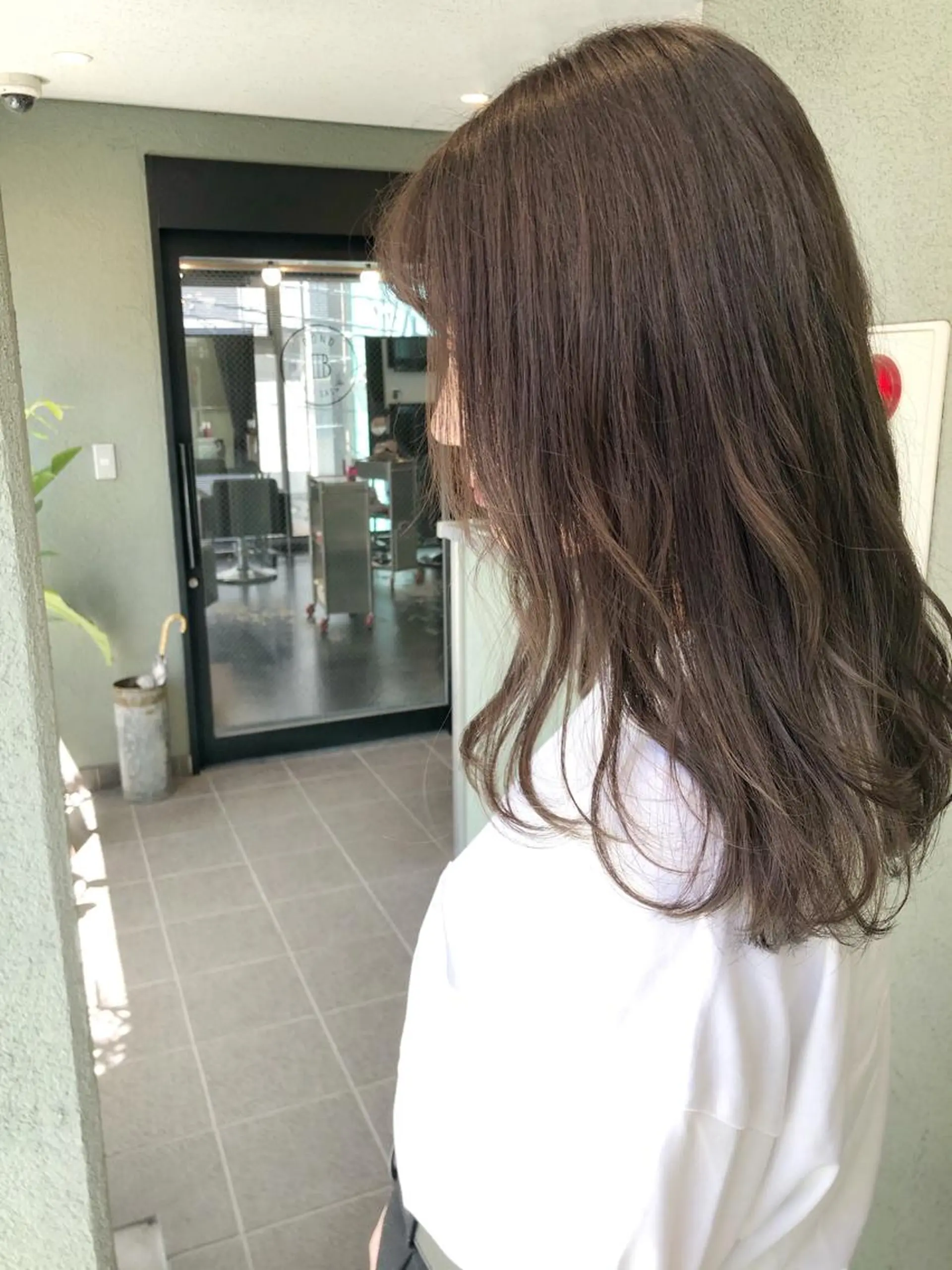 ロング カラー ブリーチ カット ヘアカラー トリートメント HIROKI ” stylistのヘアスタイル